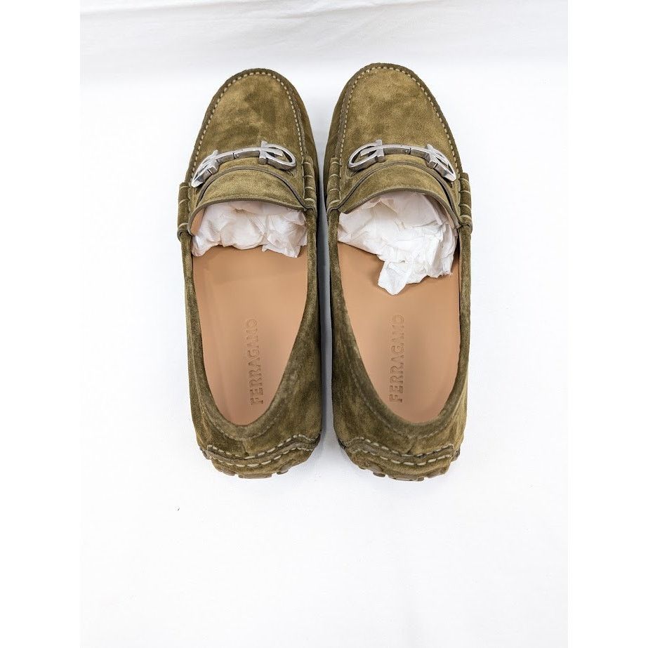 Salvatore Ferragamo o1rshd1 Suede Calf Loafers in Olive Size US 10 / EU 43 - 20 Thumbnail