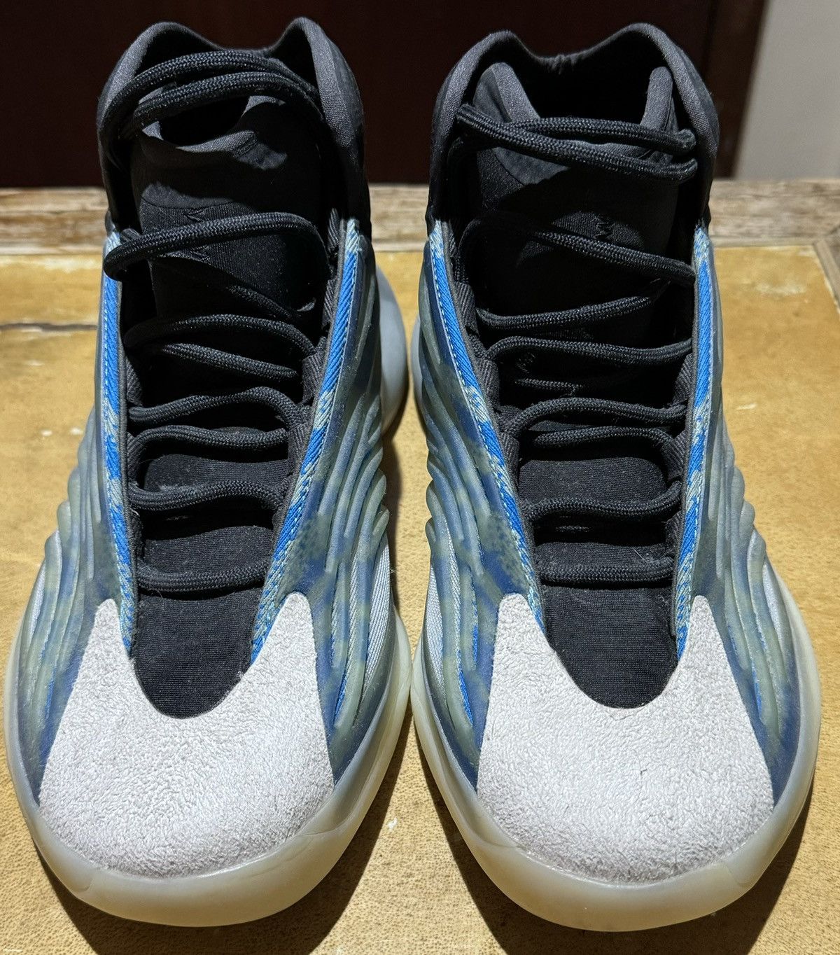 Adidas Adidas Yeezy Quantum Frozen Blue Size US 9 / EU 42 - 8 Thumbnail