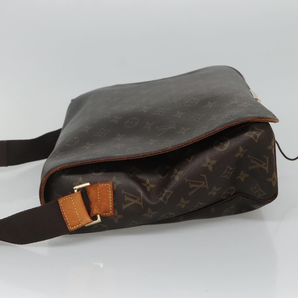 Louis Vuitton LOUIS VUITTON Monogram Abbesses Shoulder Bag M45257 Size ONE SIZE - 3 Thumbnail