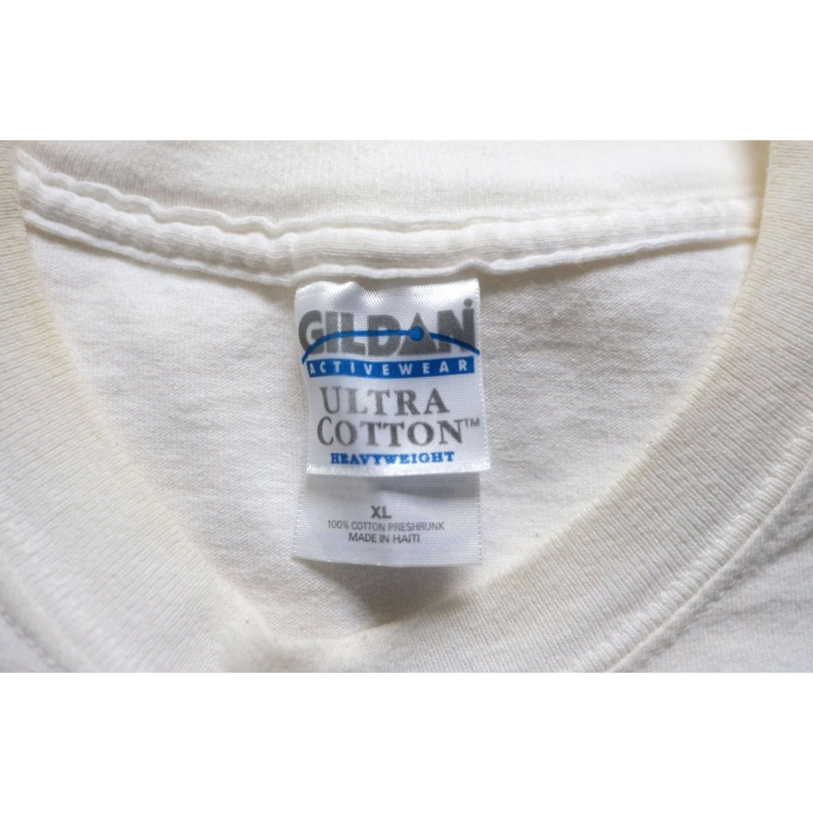 Gildan VINTAGE Gildan T-Shirt 90s Graphic Print Short Sleeve Crew Neck White XL Men Size US XL / EU 56 / 4 - 7 Thumbnail