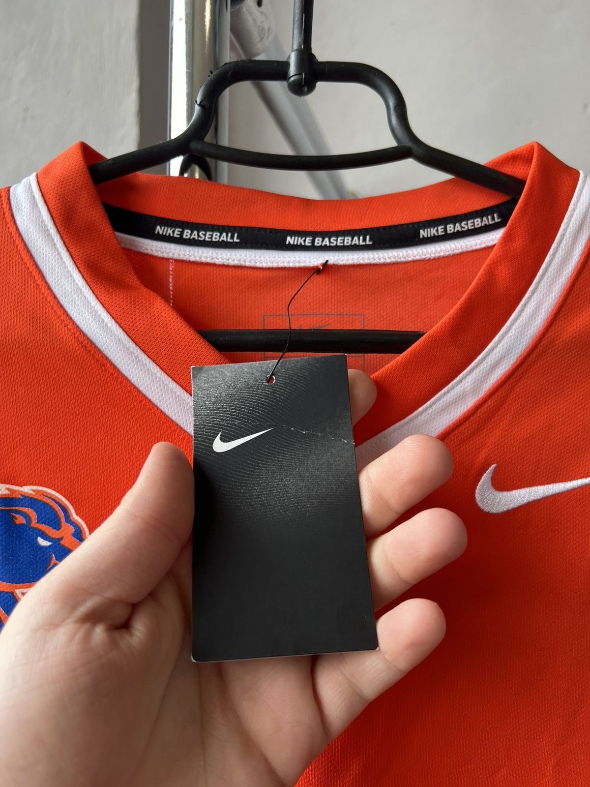 Nike NIKE BOISE STATE BRONCOS BASEBALL JERSEY SHIRT MEN’S NWT NEW Size US M / EU 48-50 / 2 - 9 Thumbnail