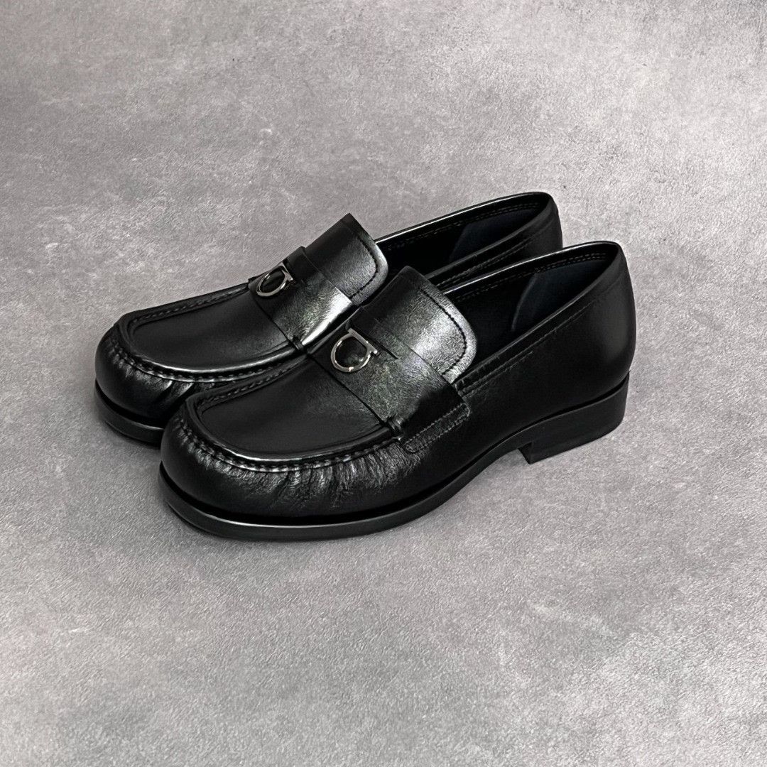 Salvatore Ferragamo Salvatore Ferragamo Casual Black Lowtop Sneakers 8 Men Size US 8 / EU 41 - 1 Thumbnail