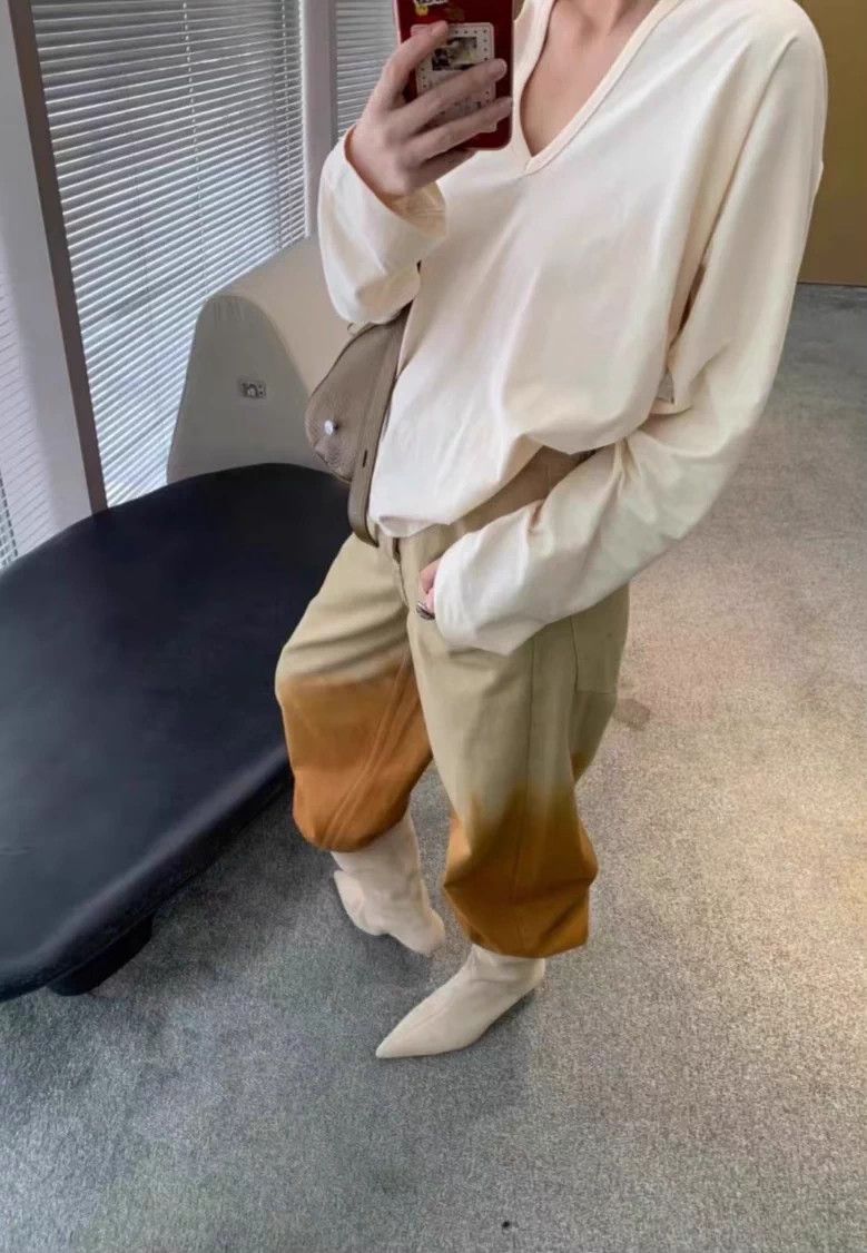 Dries Van Noten DRIES VAN NOTEN V-neck solid white t-shirt 95new worn once Size US M / EU 48-50 / 2 - 8 Thumbnail