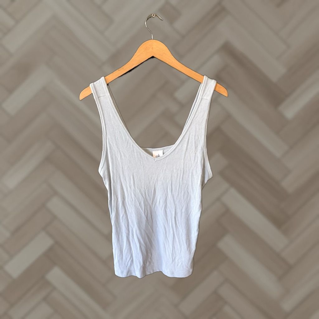 Vintage Cabi Womens Blue Sleeveless Ribbed Tank Top Size Medium Size M / US 6-8 / IT 42-44 - 1 Thumbnail