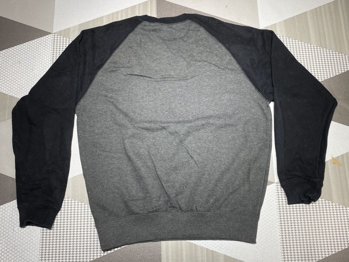 Uniqlo Uniqlo Sweatshirt Size US M / EU 48-50 / 2 - 2 Thumbnail