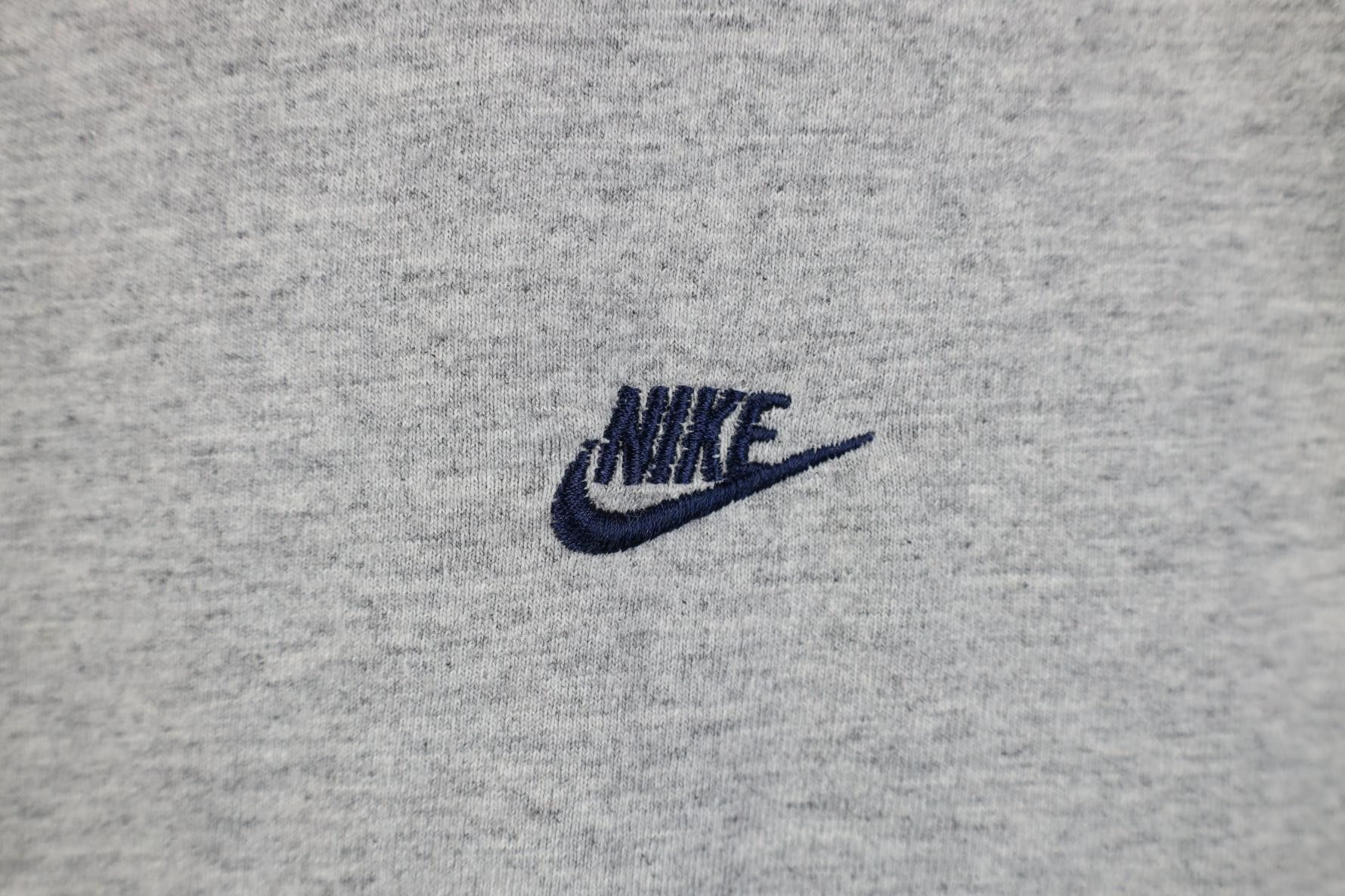 Nike Vintage Y2K Nike Scott Mini Swoosh Sleeveless Muscle T-Shirt Size US M / EU 48-50 / 2 - 4 Thumbnail
