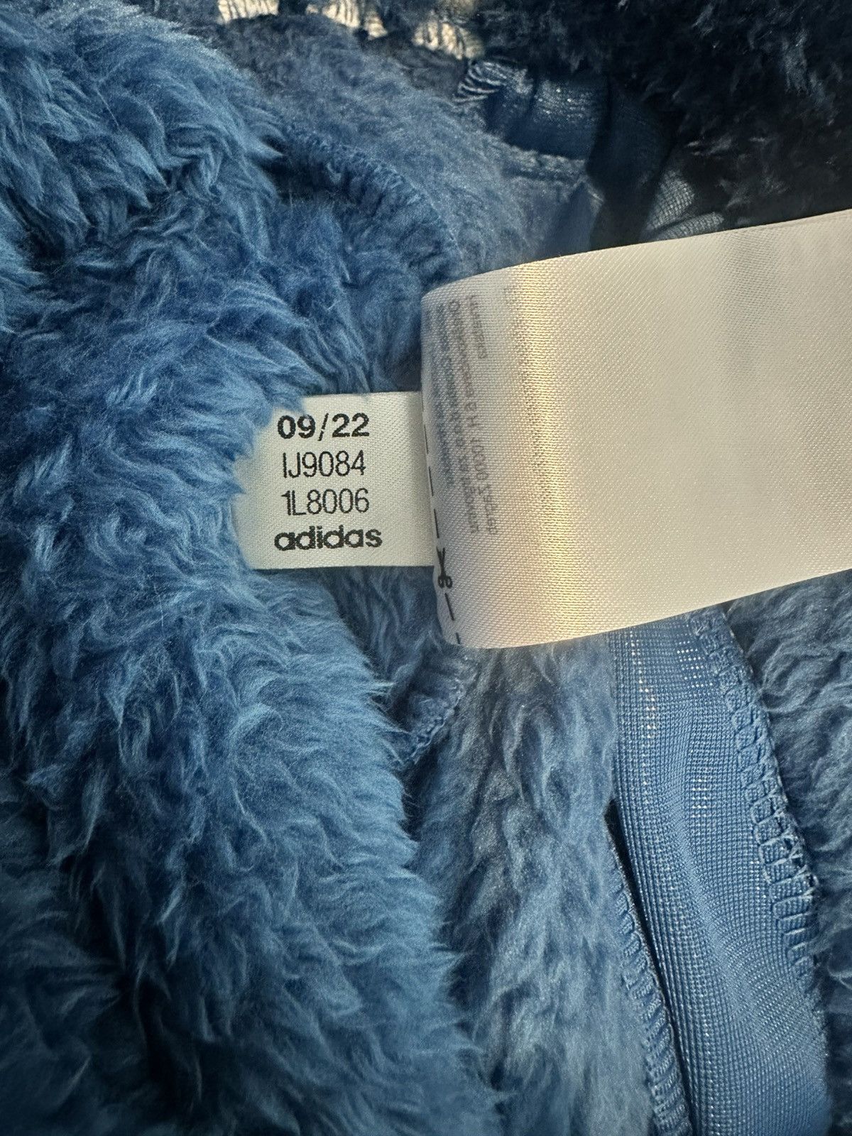 Adidas Indigo Herz Adidas Bored Ape Blue Fur Pants - Large Size US 36 / EU 52 - 6 Thumbnail