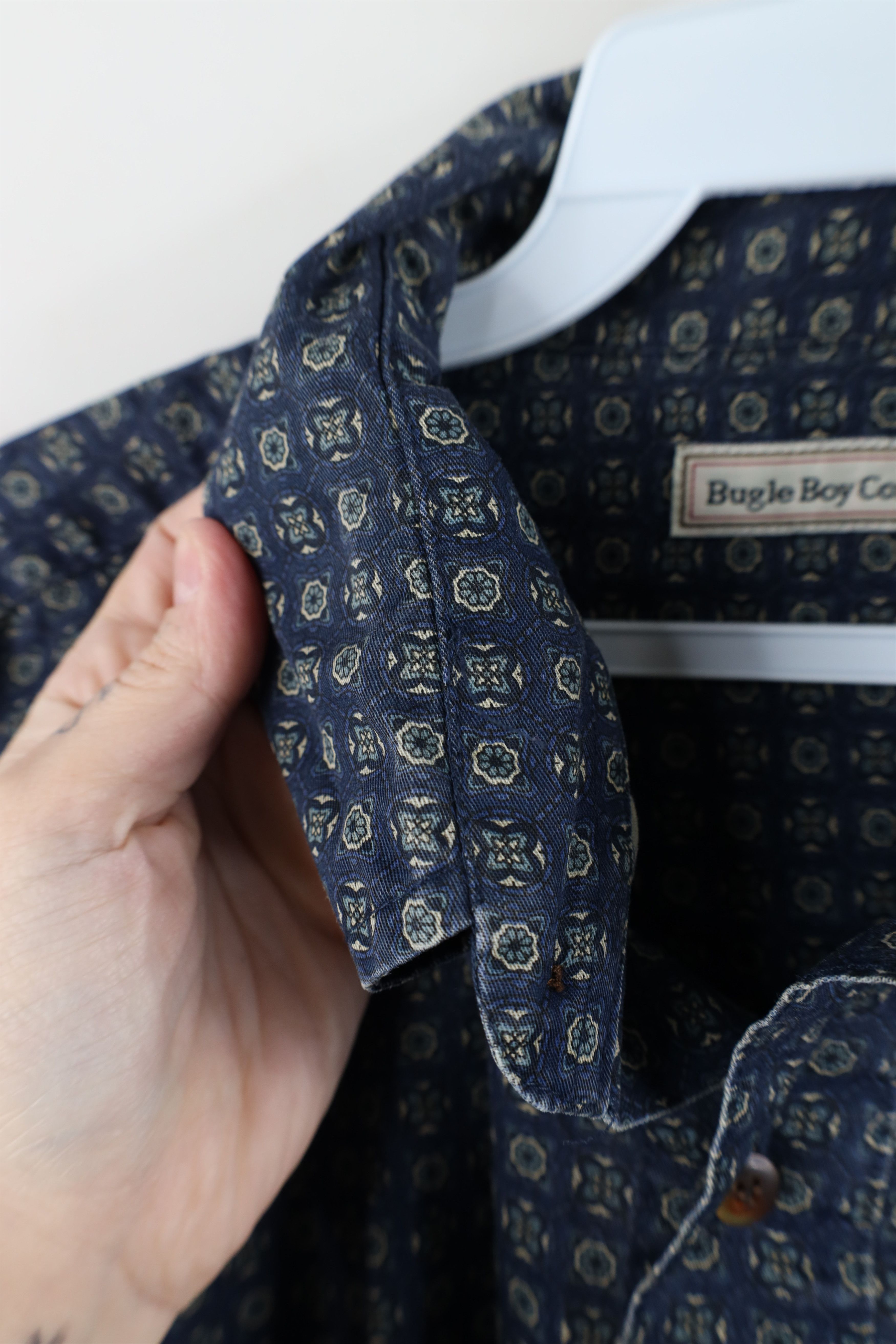 Vintage Vintage 90s Streetwear Geometric Collared Button Down Shirt Size US L / EU 52-54 / 3 - 8 Thumbnail