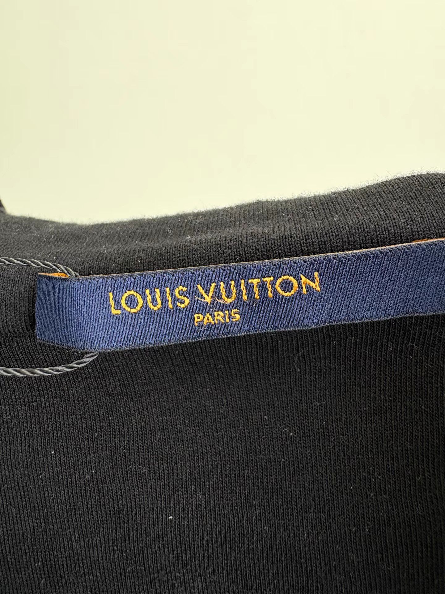 Louis Vuitton LV Flocked Gradient Monogram Zip-Up Jacket Size US XL / EU 56 / 4 - 5 Thumbnail