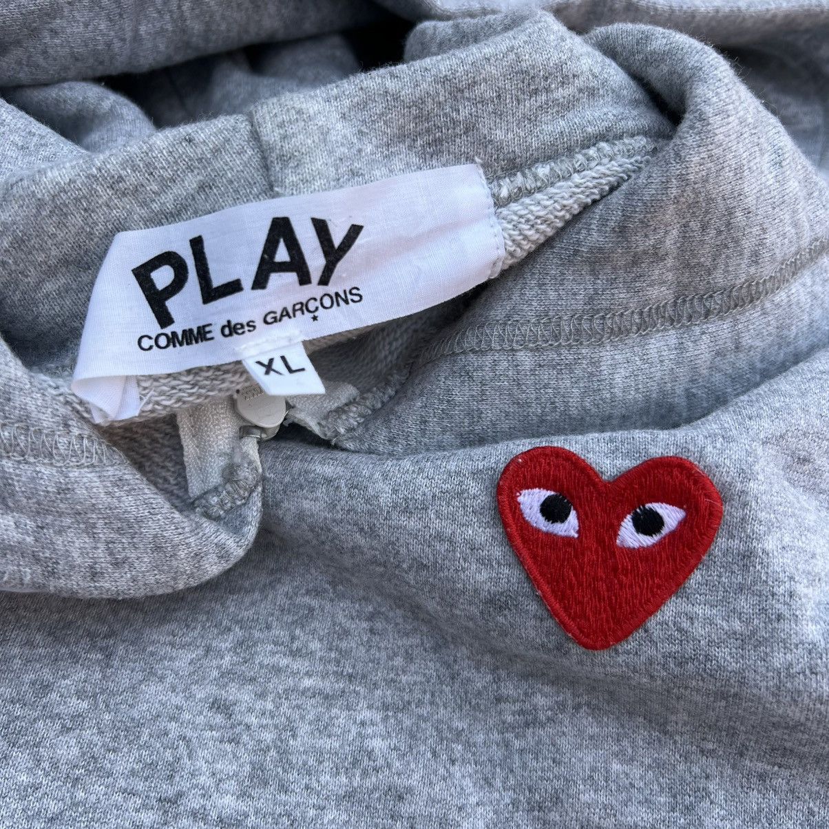 Comme des Garcons Comme Des Garcons Play Red Heart Zip Hoodie Size US XL / EU 56 / 4 - 3 Thumbnail