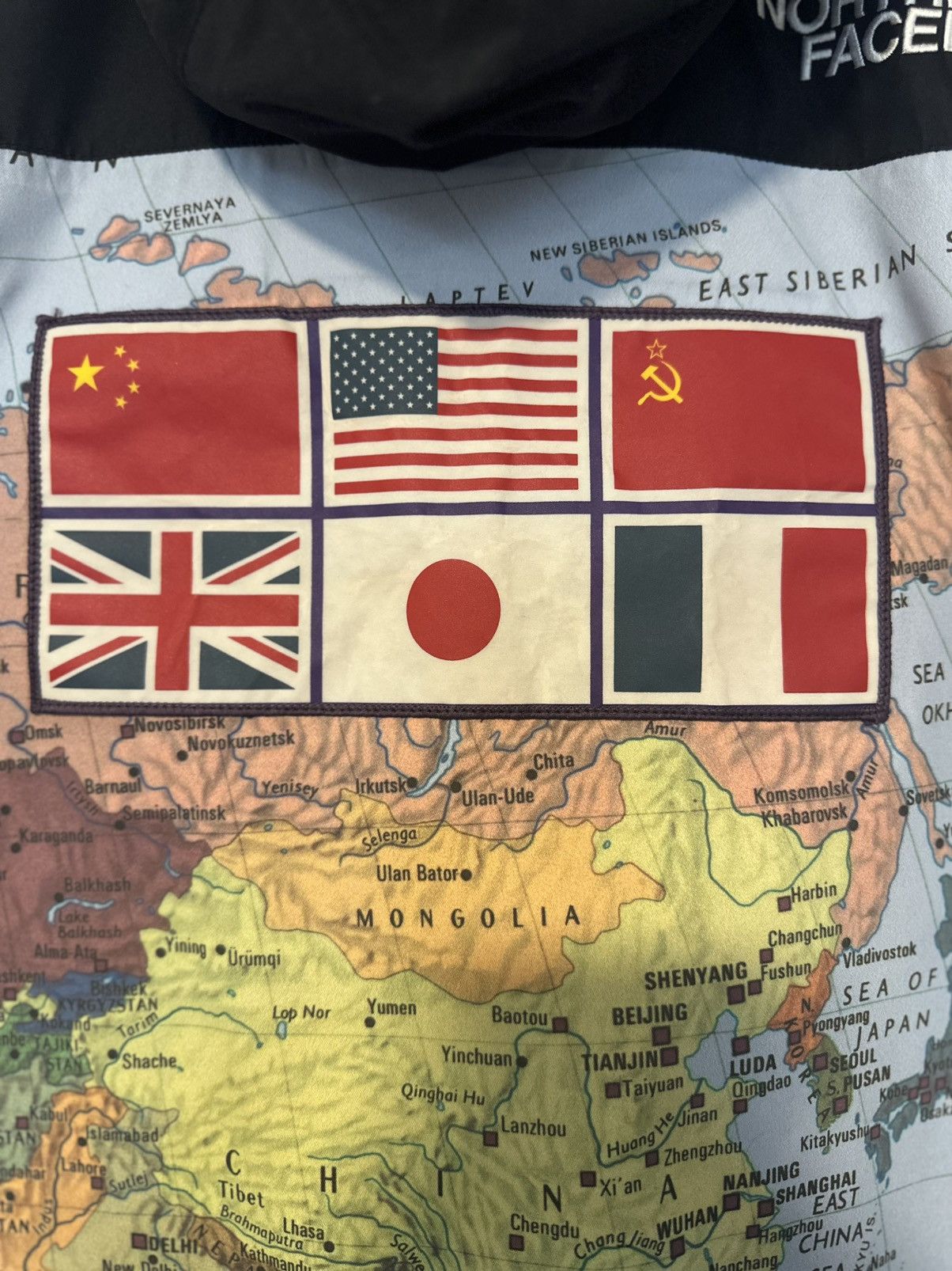 Supreme × The North Face Supreme x The North Face Atlas Jacket Size US S / EU 44-46 / 1 - 6 Thumbnail