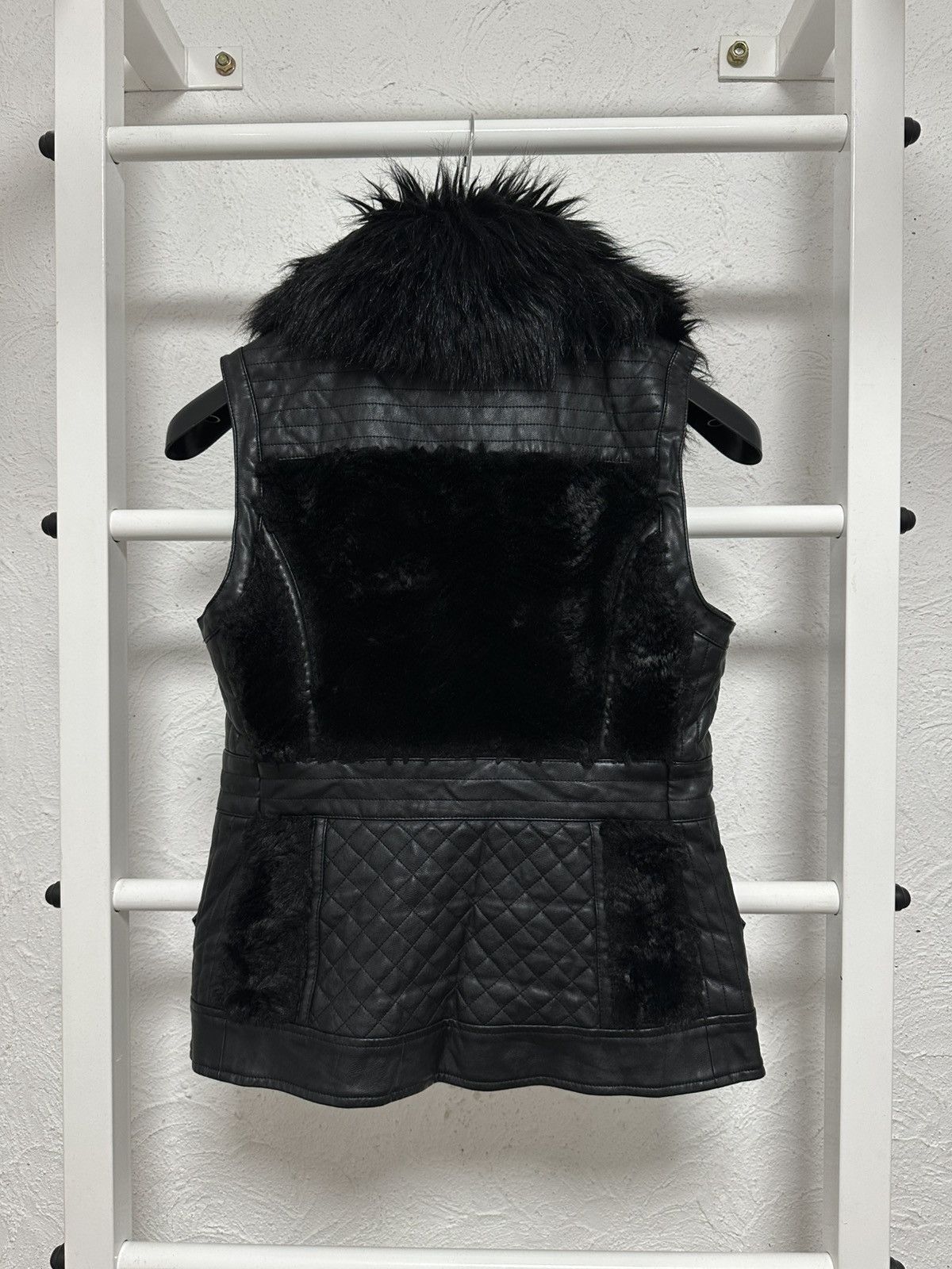 Guess Guess Women’s Black Vest , Avant-Garde Style, Size S Size S / US 4 / IT 40 - 4 Thumbnail