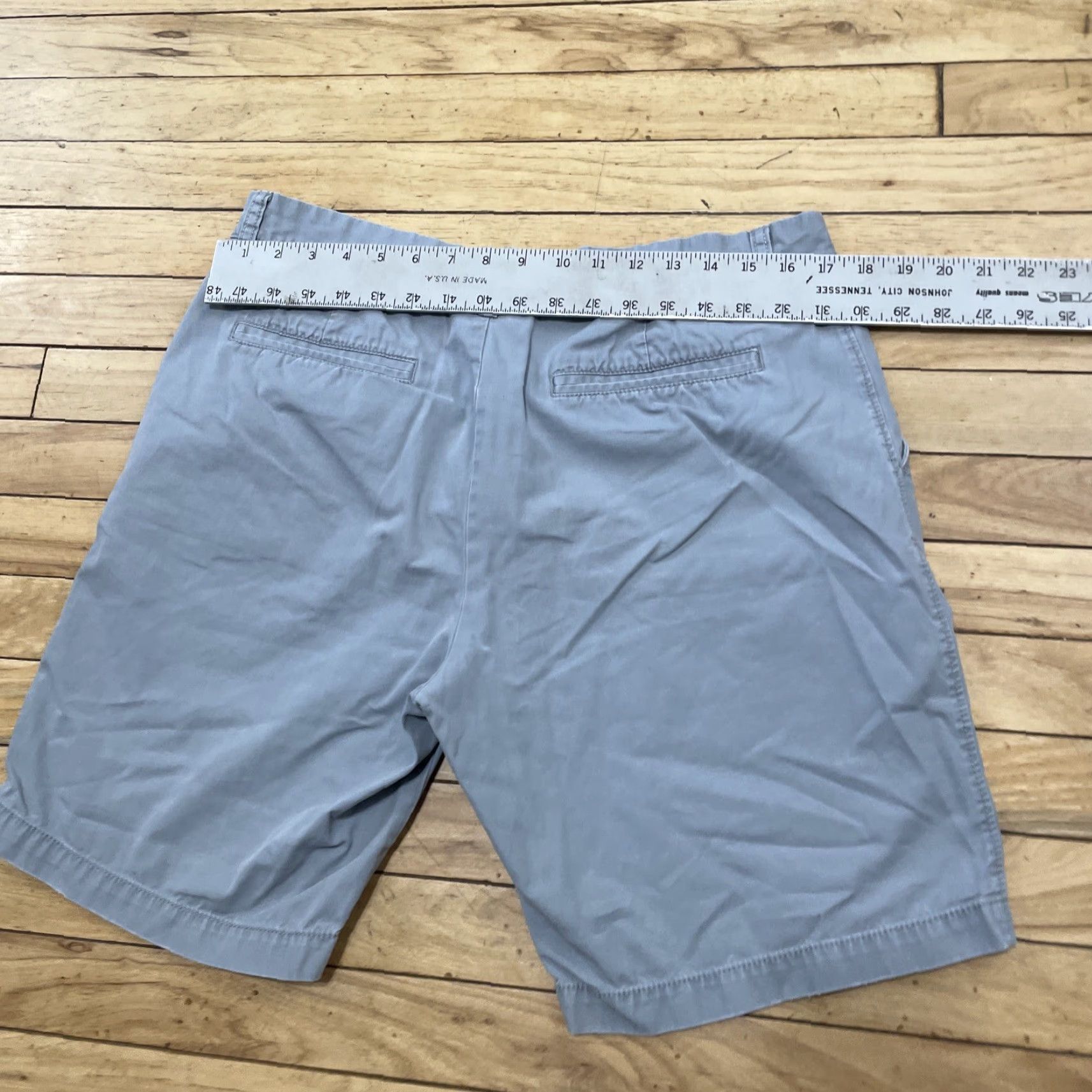 Old Navy VINTAGE Old Navy Shorts Men 34 Flat front Chino Lounge Light Blue Gray Beach Fade 34x9 Size US 34 / EU 50 - 6 Thumbnail