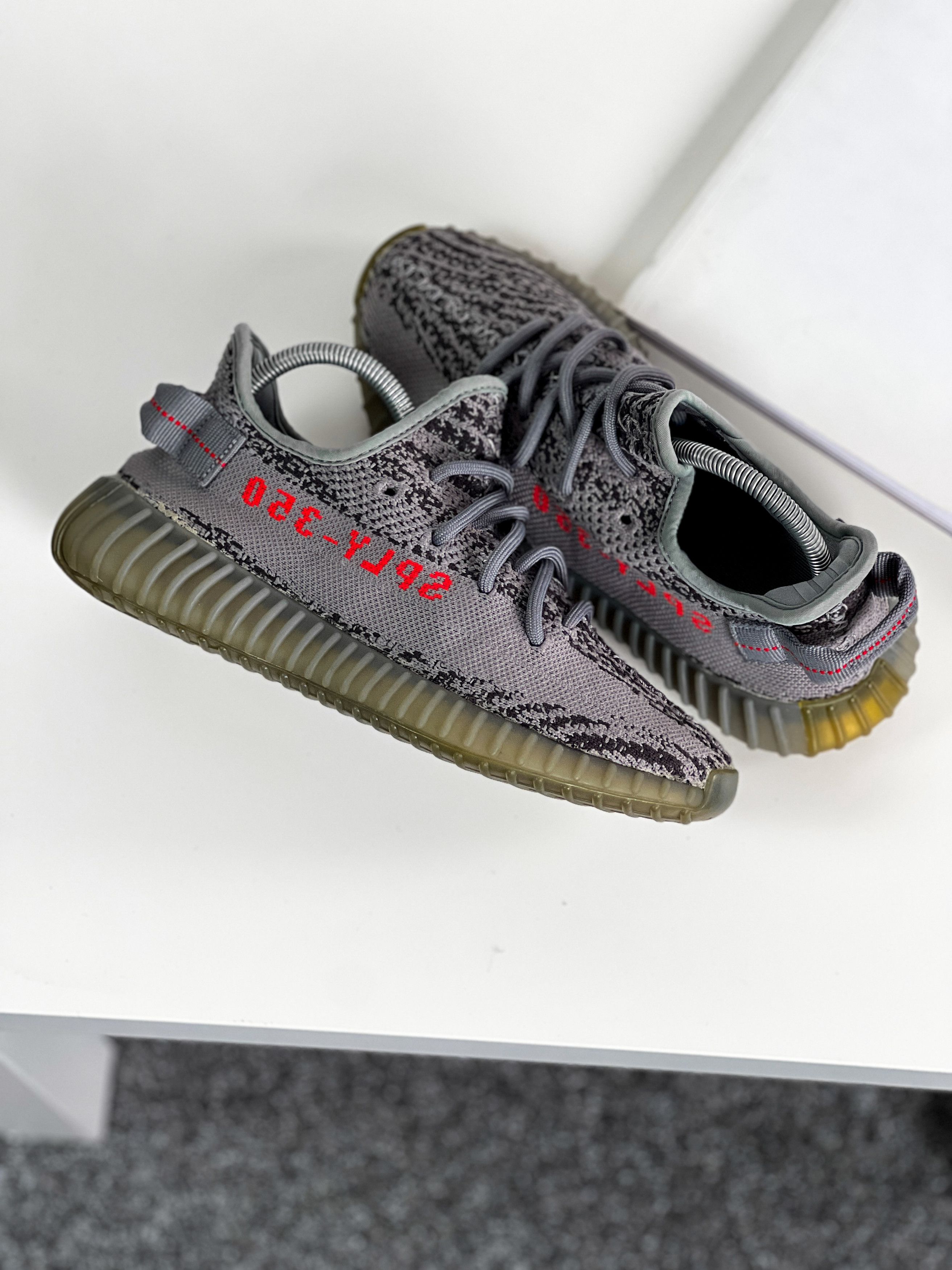 Adidas × Kanye West Adidas Yeezy Boost 350 V2 Beluga 2.0 W Size US 7.5 / IT 37.5 - 1 Thumbnail