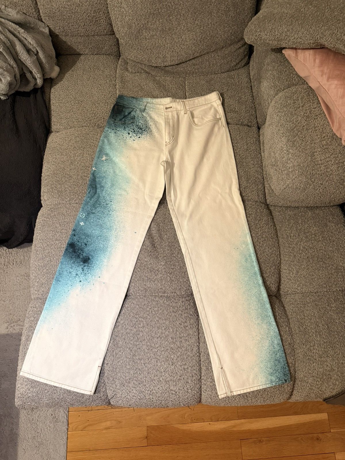 Louis Vuitton Louis Vuitton - white and blue denim Size US 32 / EU 48 - 1 Thumbnail