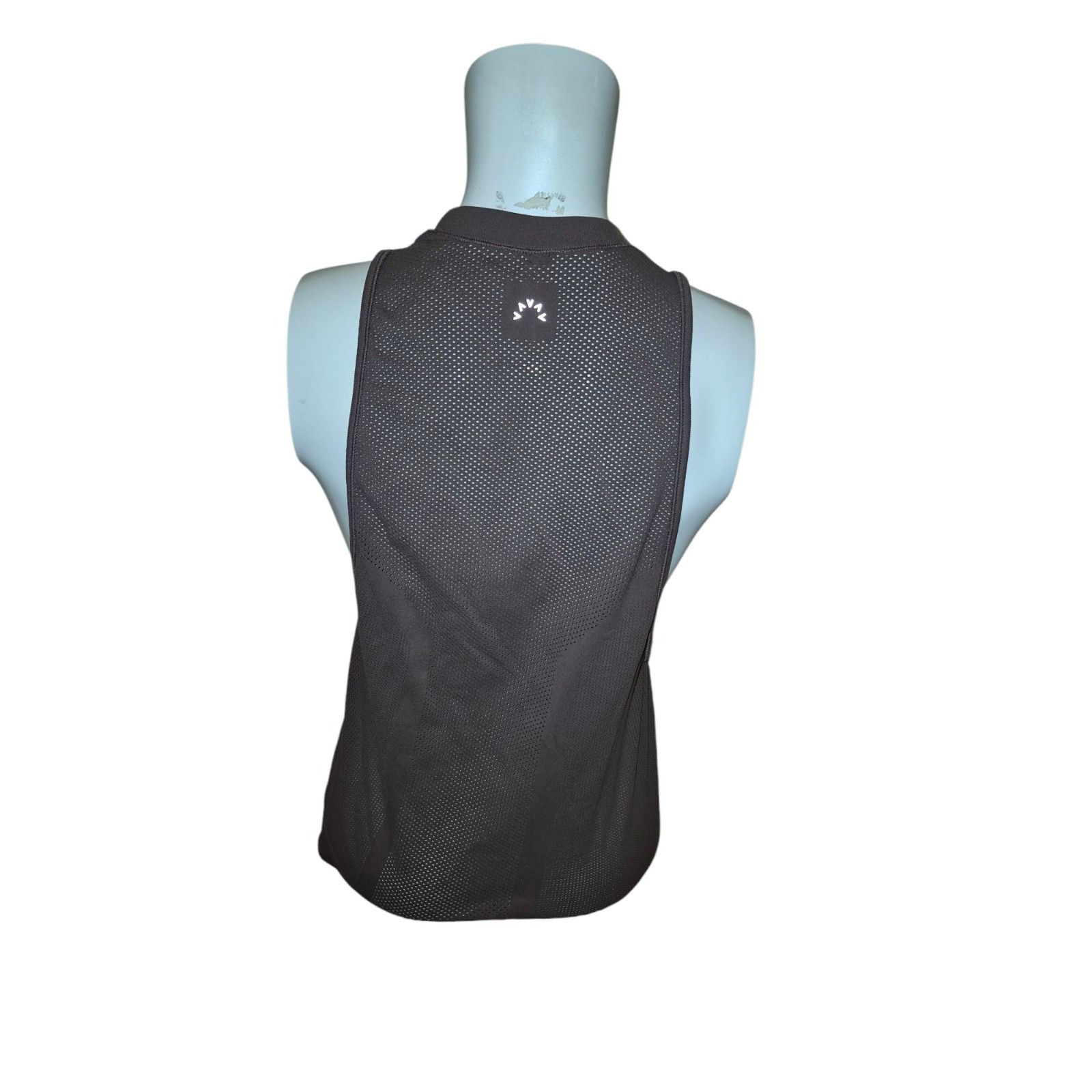 Varley Varley Ogden Mesh Laser Cut Activewear Tank Top sz S Size S / US 4 / IT 40 - 4 Thumbnail