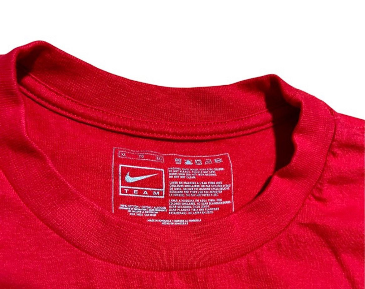 Nike Ohio State Buckeyes Nike Center Swoosh Red T-Shirt Size US XL / EU 56 / 4 - 4 Thumbnail