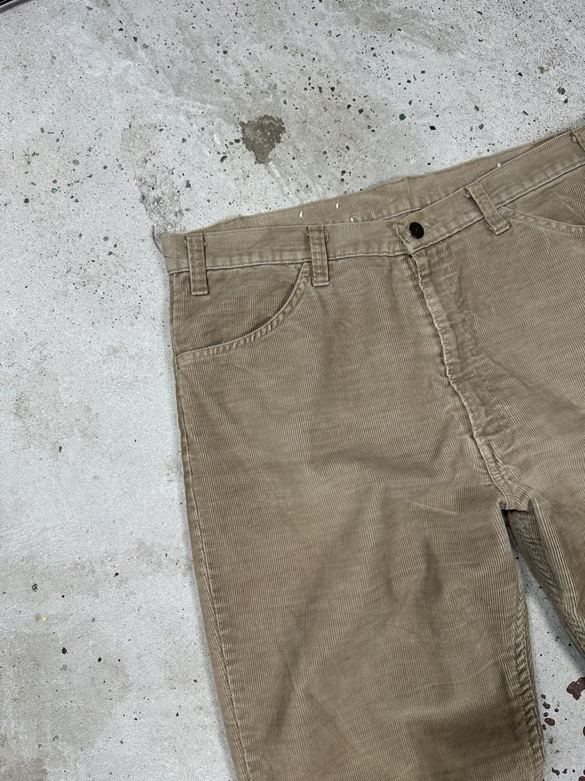 Levi's × Vintage Vintage 90s Levi’s 519 Brown Corduroy Pants Size US 38 / EU 54 - 7 Thumbnail
