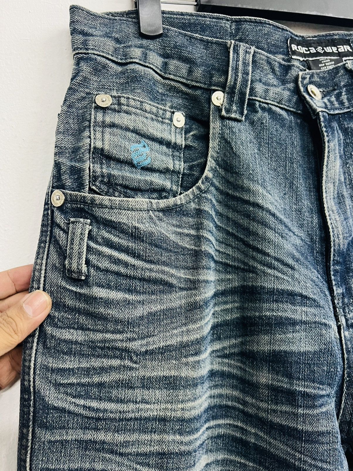 Rocawear × Vintage Vintage Y2k Rocawear Baggy Denim Pants Wide Leg Size US 33 - 5 Thumbnail