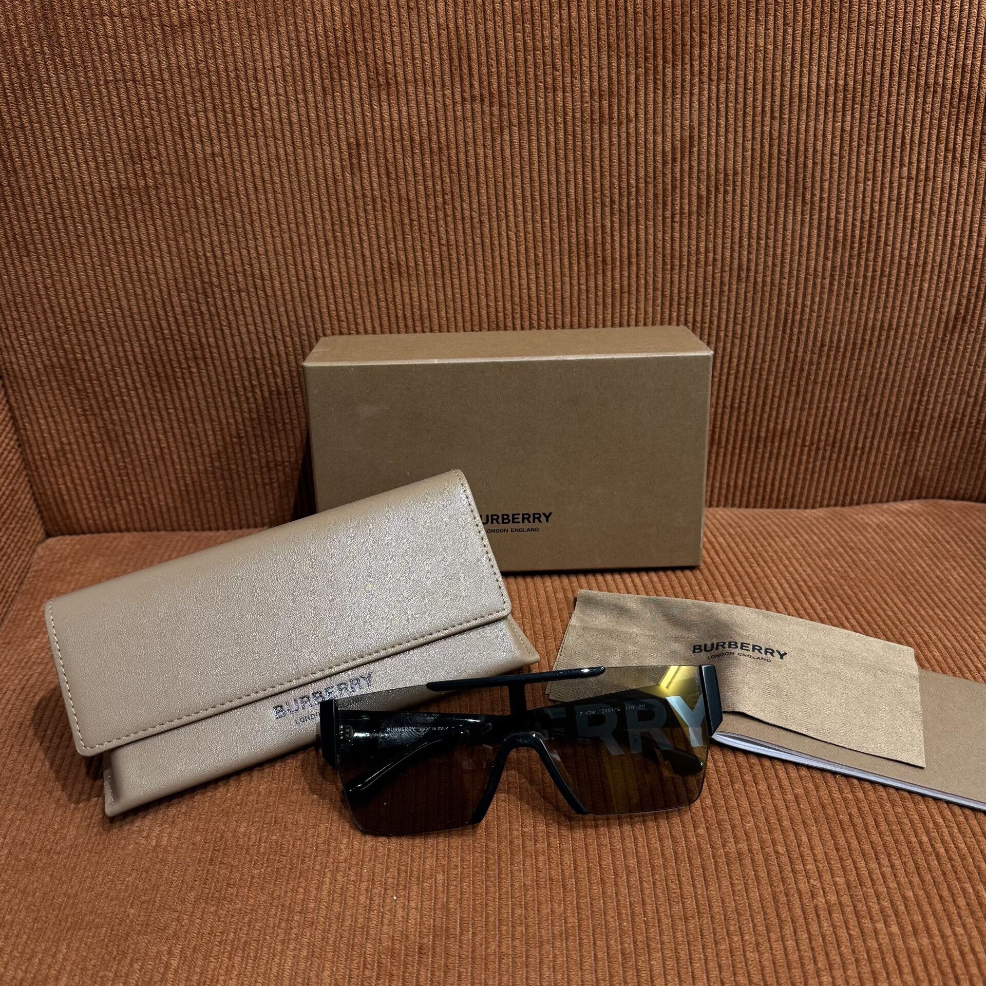 Burberry Burberry Large Logo Sunglasses Size ONE SIZE - 1 Thumbnail