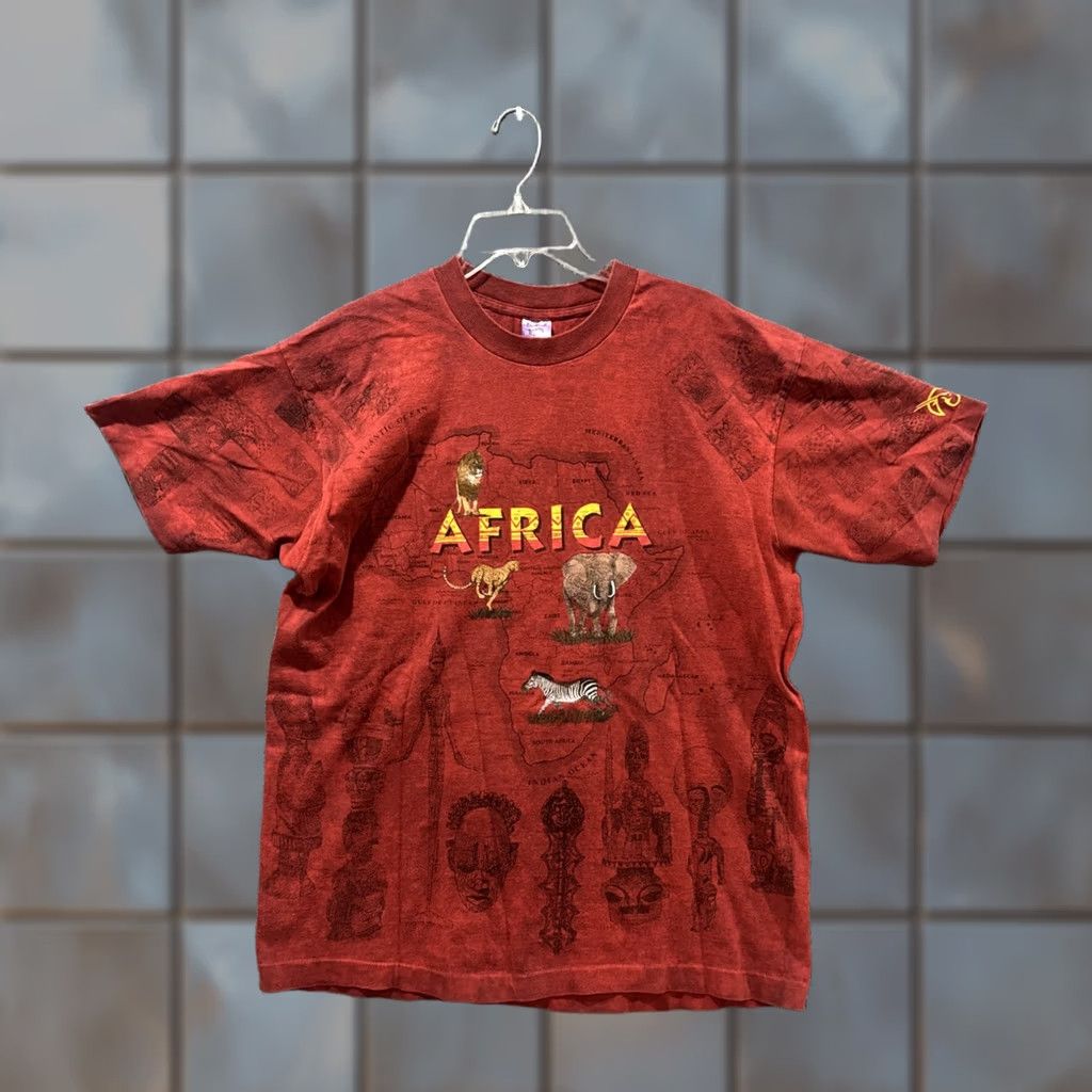 Fruit Of The Loom Vintage 80s 90s Africa Graphic Animals Nature AOP Red Mens Shirt Size XL HTF Size US XL / EU 56 / 4 - 1 Thumbnail