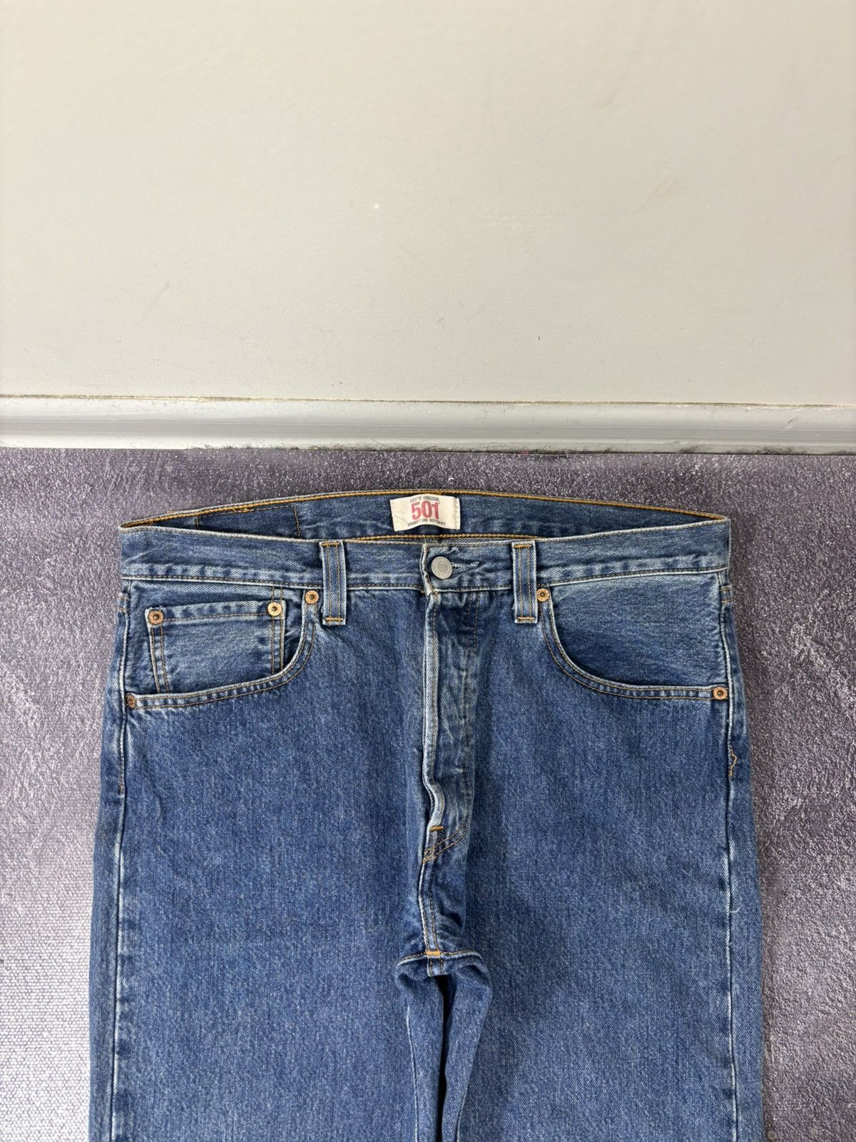 Levi's Vintage Levi’s 501 Men’s Straight Fit Blue USA Denim Jeans Size US 33 - 10 Thumbnail