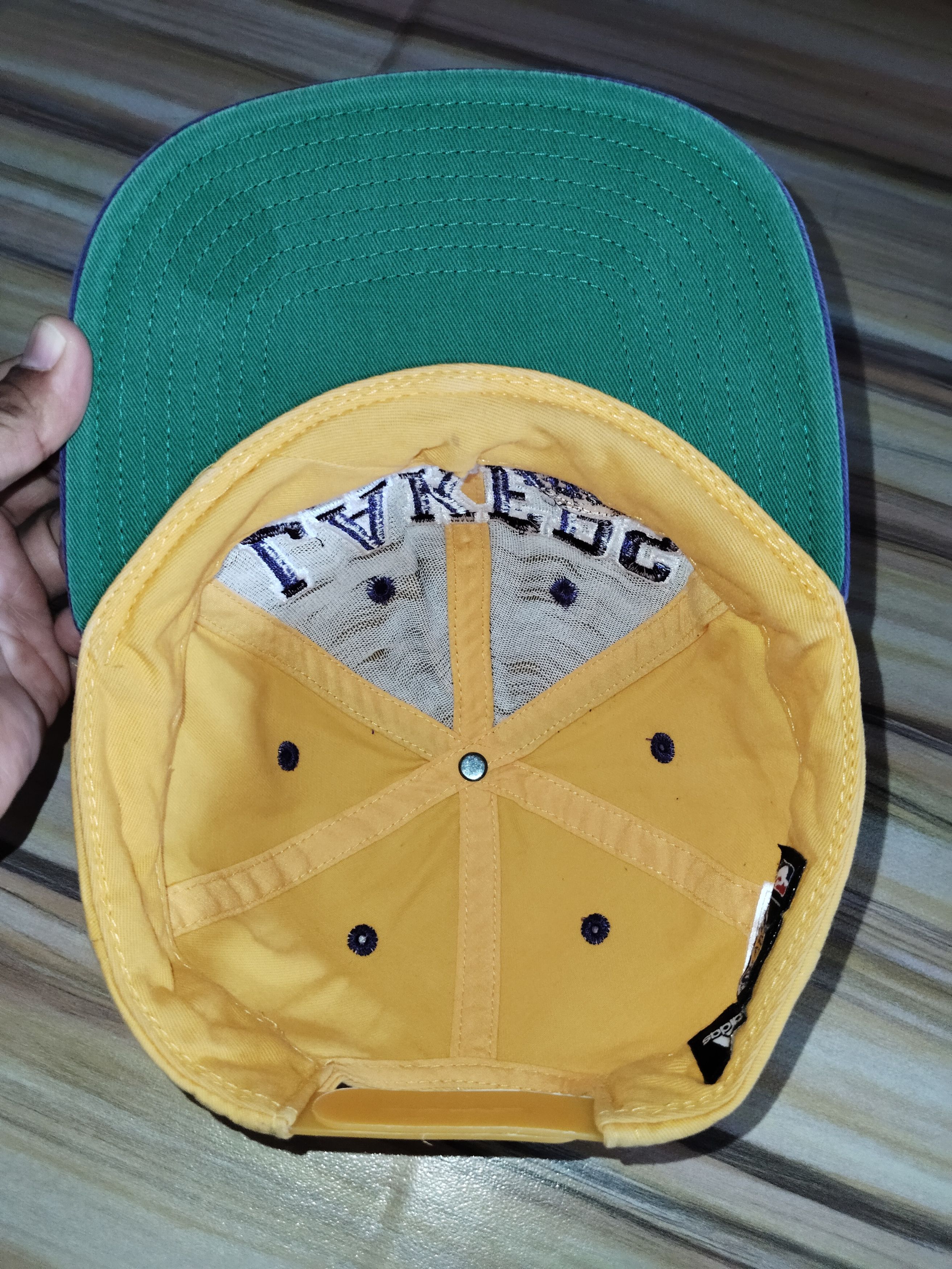 Adidas Vintage ADIDAS x NBA LAKERS Taiwan Size ONE SIZE - 6 Thumbnail