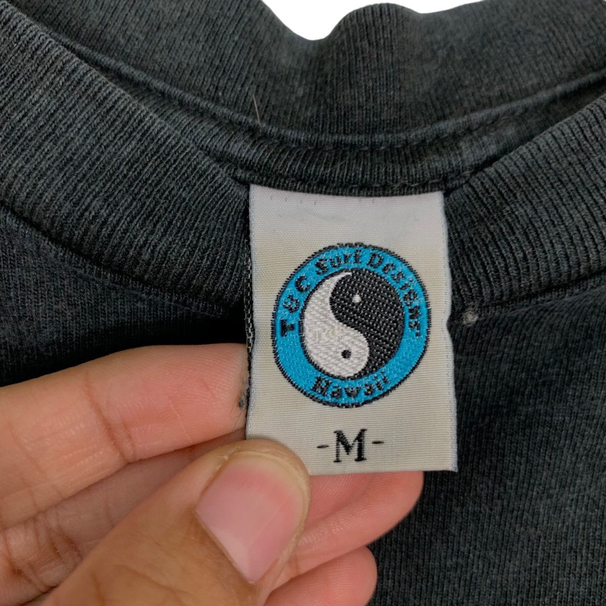 Japanese Brand T&C SURF Designs Big Logo Surfwear Tees #0161-C8 Size US M / EU 48-50 / 2 - 11 Thumbnail