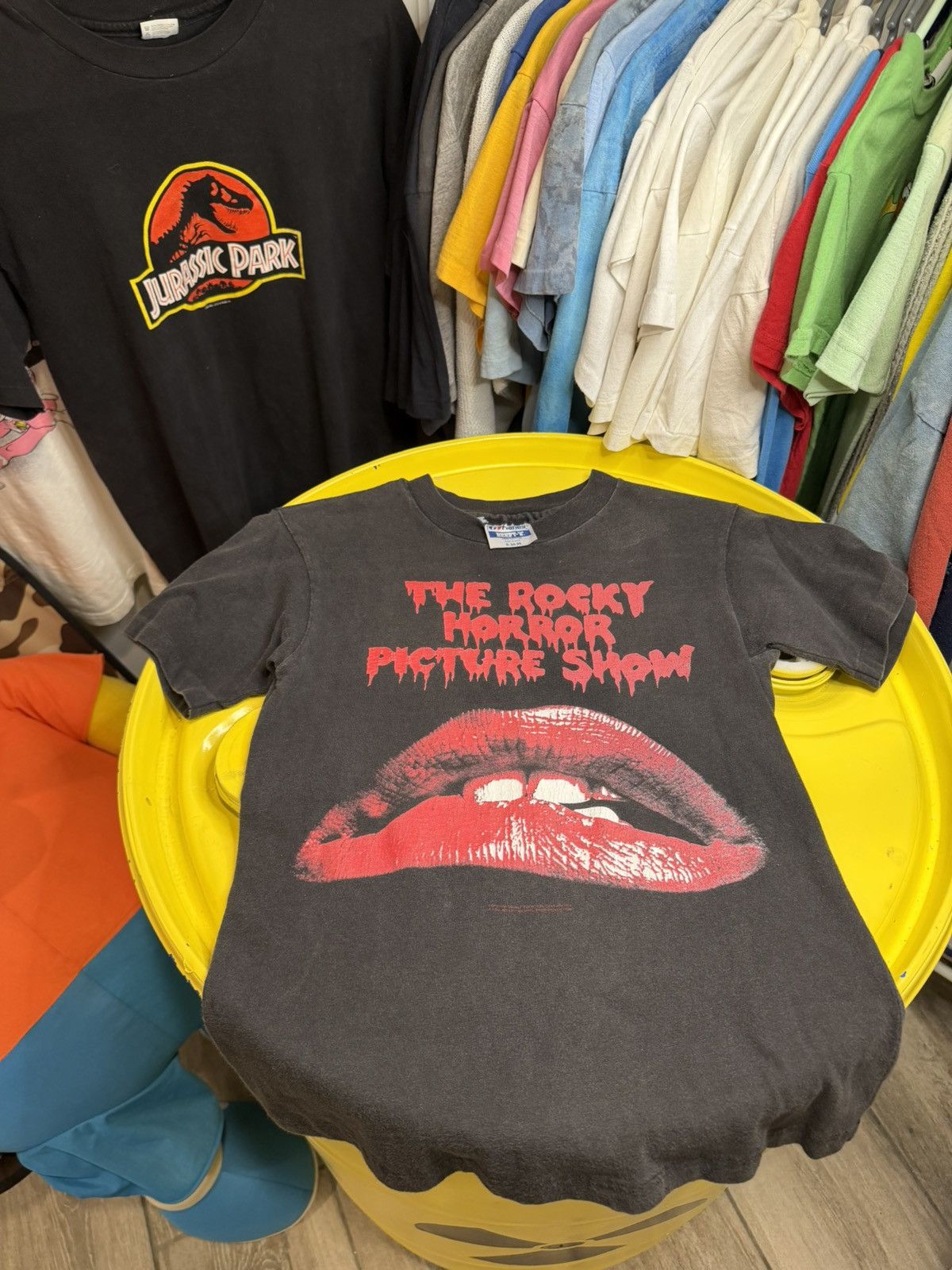 Vintage 1970s the Little House of horrors vintage T-shirt Size US S / EU 44-46 / 1 - 3 Thumbnail