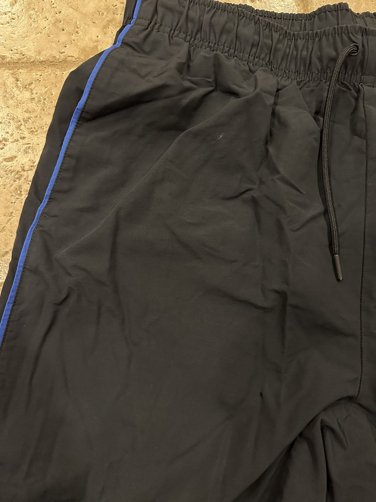 Fragment Design × Jordan Brand Jordan Brand x Fragment Design Woven Nylon Black/Blue Pants Size US 34 / EU 50 - 6 Thumbnail