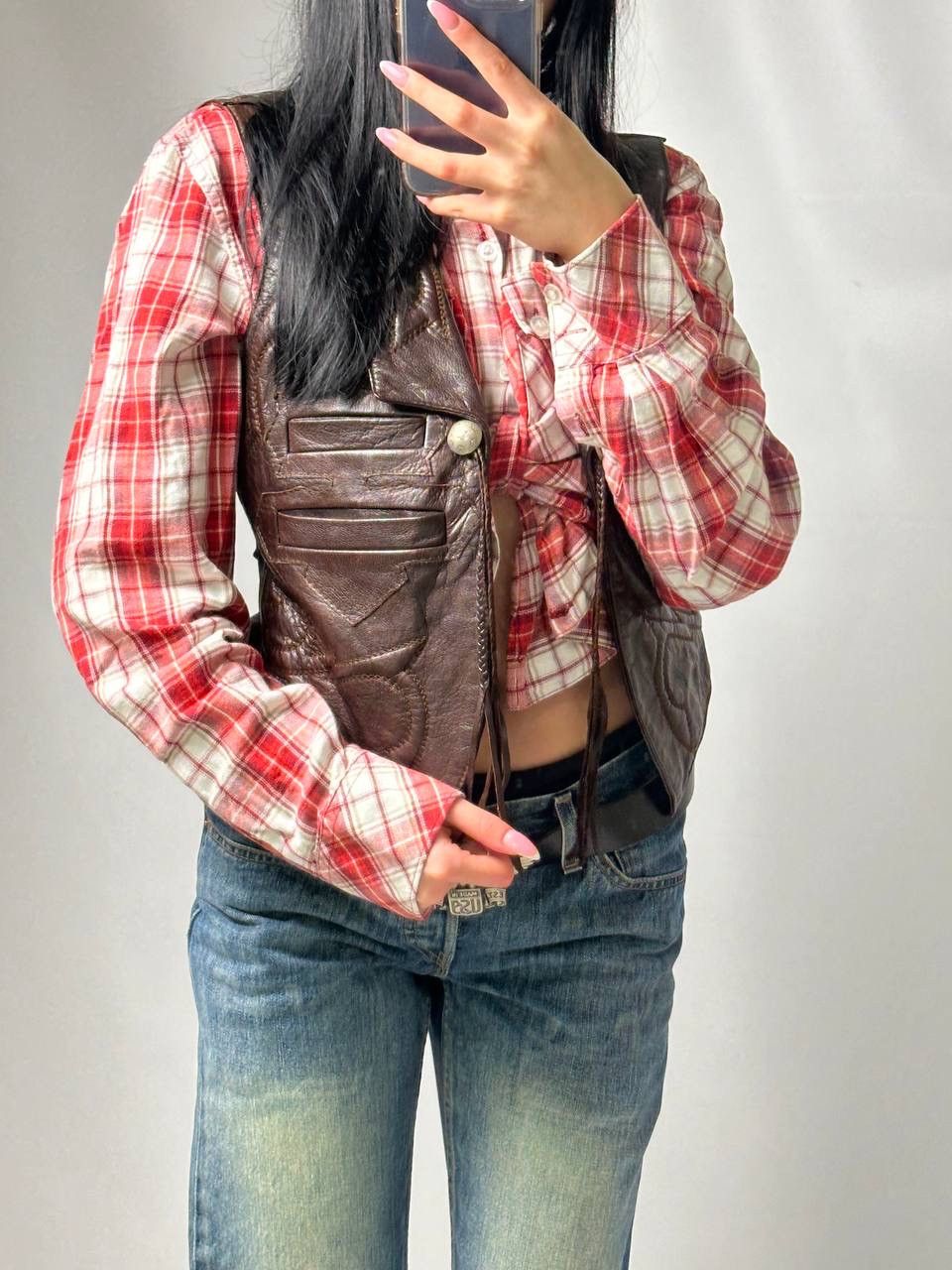 Cowboy Equipment 80s Cowboy Handmade Wester Leather Vest Mexico Vintage Spain Size S / US 4 / IT 40 - 6 Thumbnail