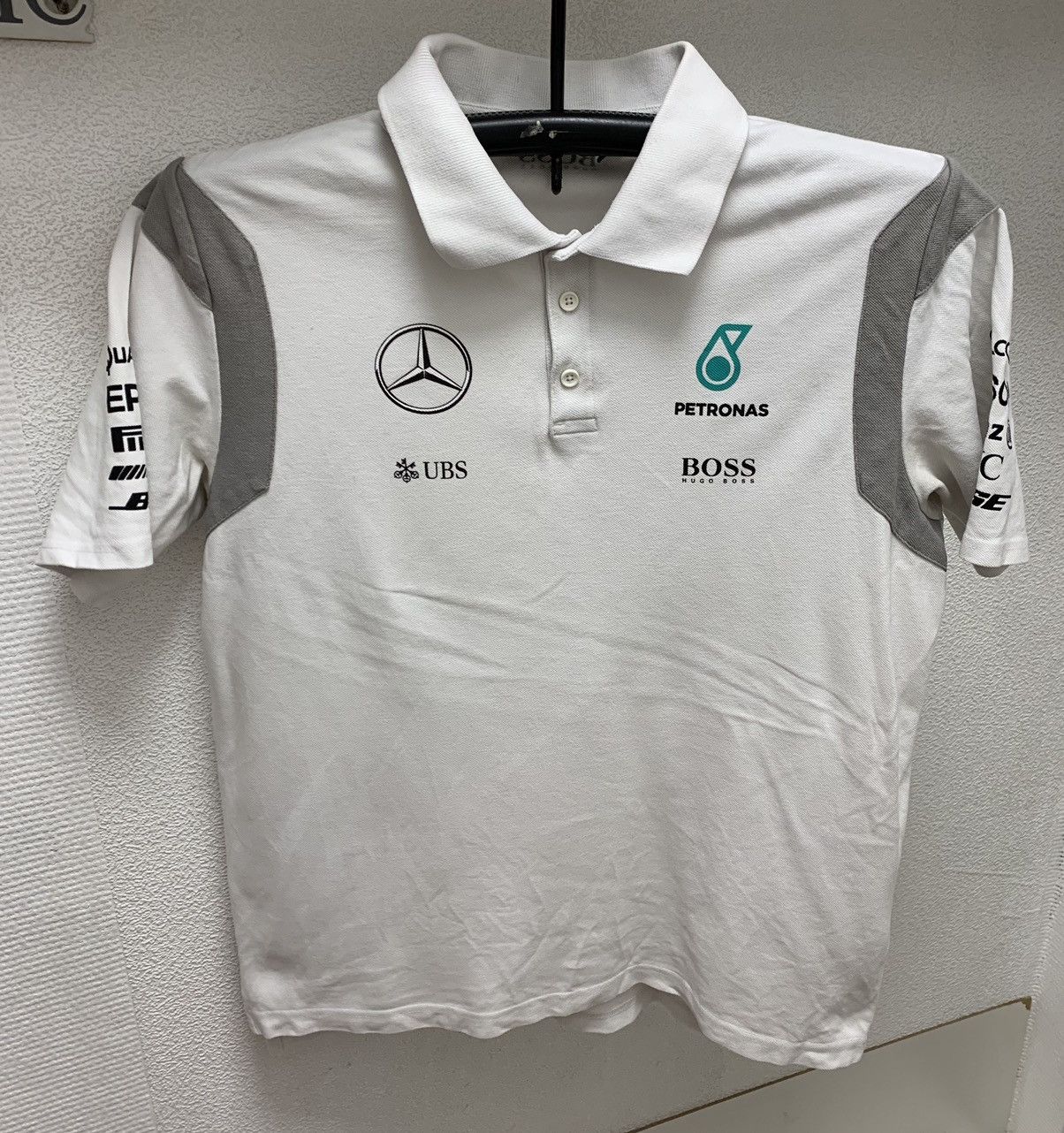 Mercedes-Benz Mercedes Benz Petronas white polo L size Size US L / EU 52-54 / 3 - 1 Thumbnail