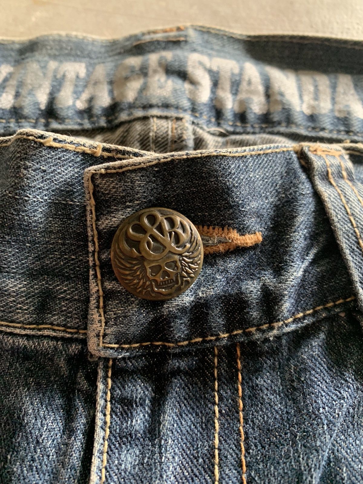 20471120 Y2K i6w9 style poem flare washed denim with paint design Size 31" - 5 Thumbnail