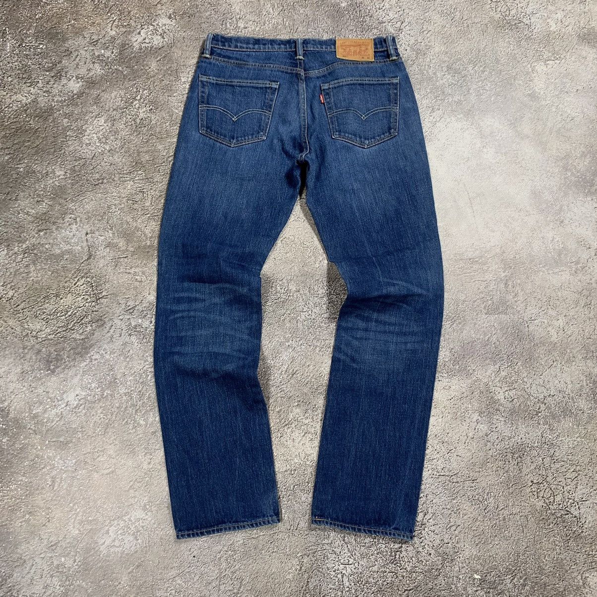 Vintage Vintage 90s Levis Relaxed Fit Faded Blue Jeans Grunge 32 Size US 32 / EU 48 - 1 Thumbnail