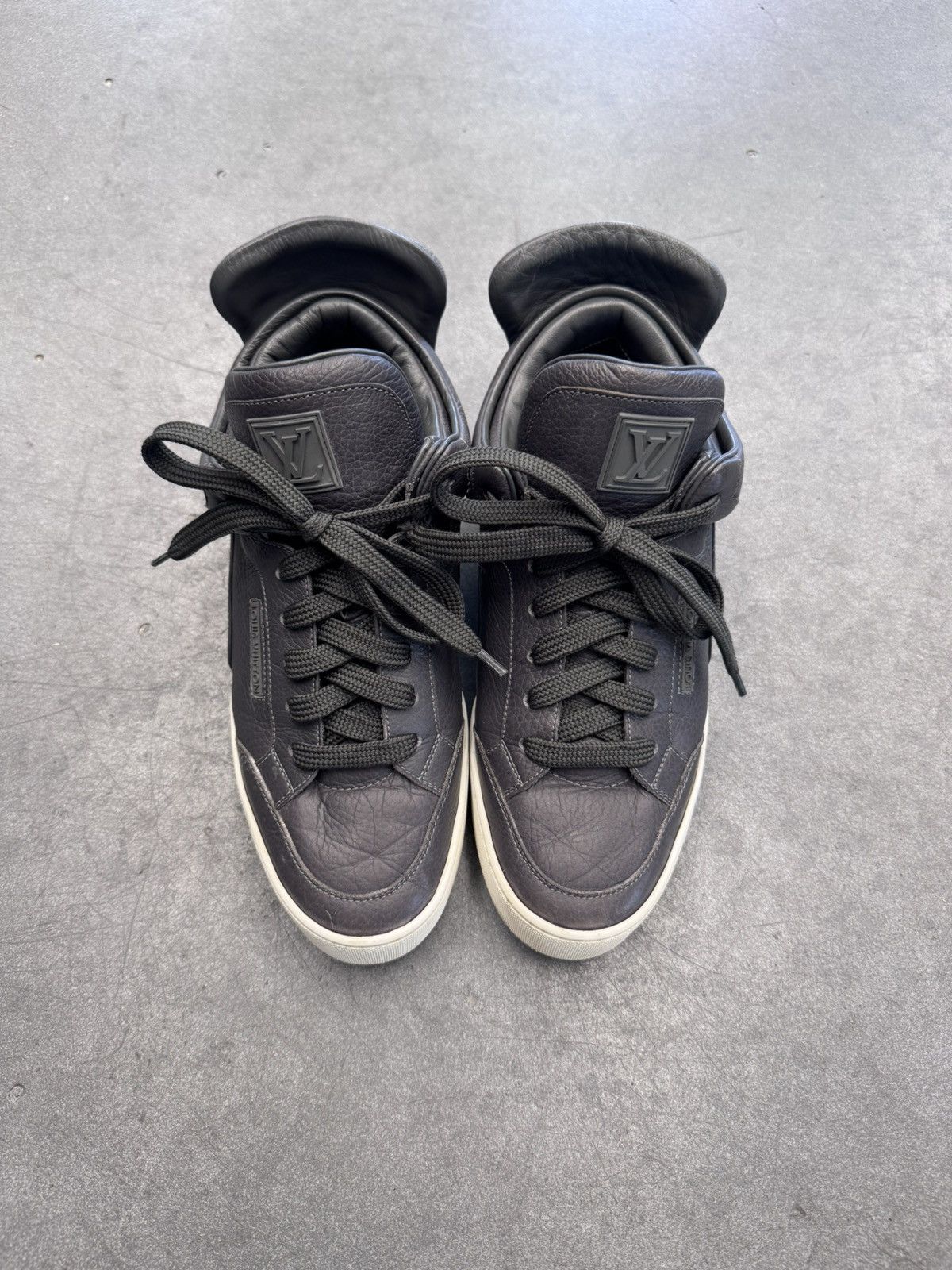 Louis Vuitton 2009 Louis Vuitton Don Kanye West Anthracite Size LV 7 US 8 Size US 8 / EU 41 - 5 Thumbnail