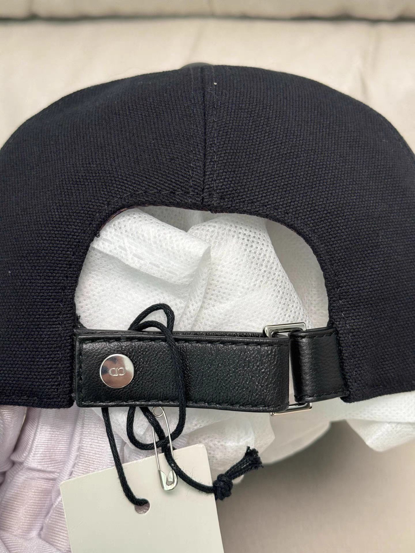 Dior Dior x KAWS Bee Embroidered Baseball Cap K6 Size ONE SIZE - 4 Thumbnail