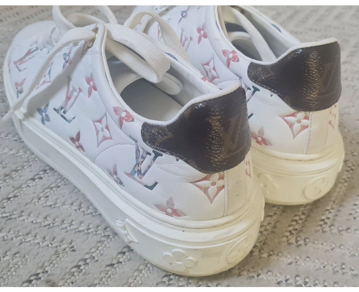 Louis Vuitton LV sneakers -authentication tag attached✅very good condition Size US 7 / IT 37 - 13 Thumbnail