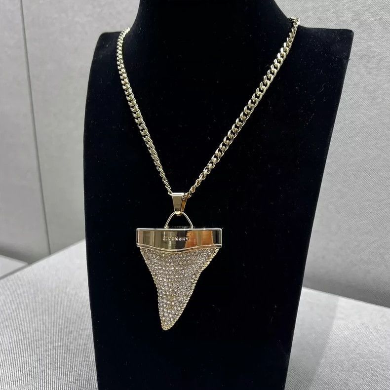 Givenchy Givenchy Givenchy Shark Tooth Necklace with Diamonds -2507 Size ONE SIZE - 2 Thumbnail