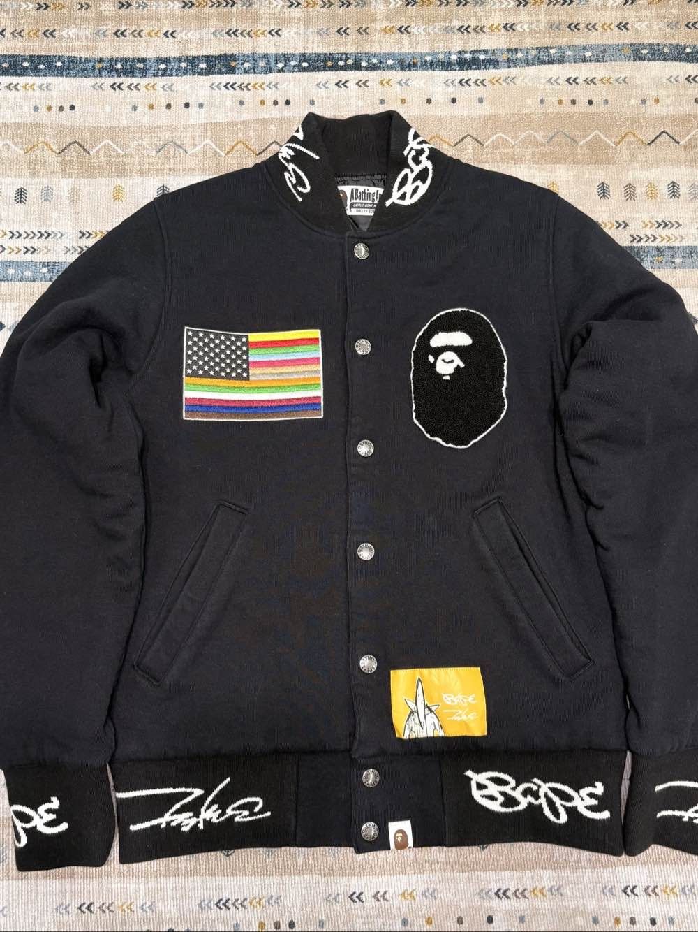 Bape A Bathing Ape Graphic Patch Bomber Jacket Size S Size US S / EU 44-46 / 1 - 1 Thumbnail