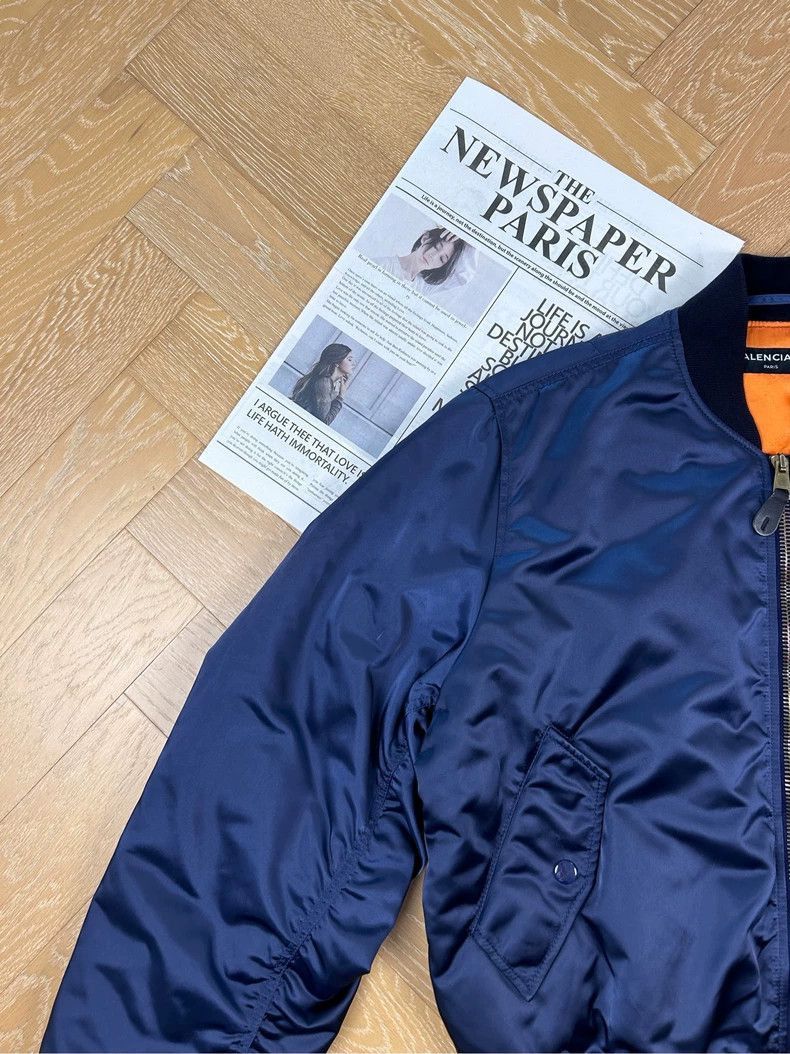 Balenciaga Balenciaga Balenciaga Zip Long Sleeve Jacket in Blue -2507 Size US L / EU 52-54 / 3 - 6 Thumbnail