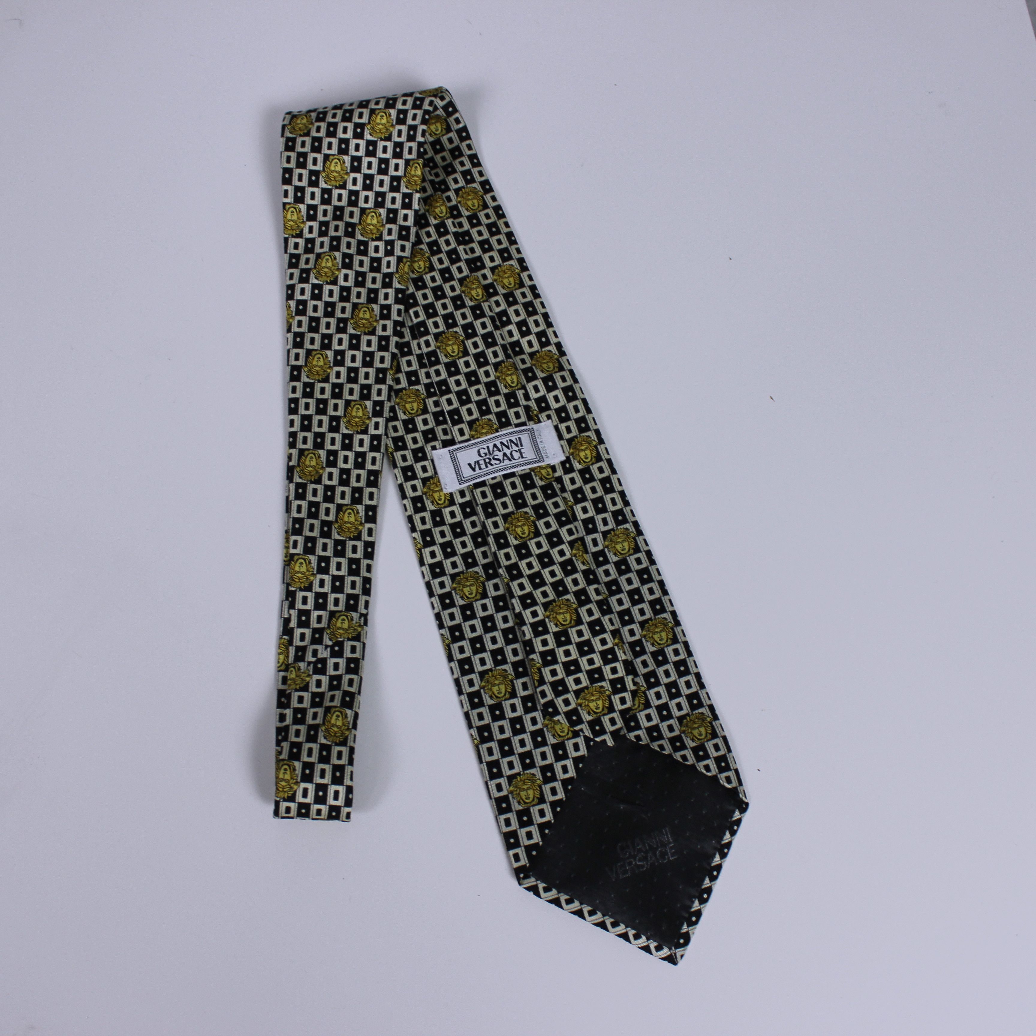Versace Gianni Versace vintage silk ties medusa rare Size ONE SIZE - 1 Thumbnail