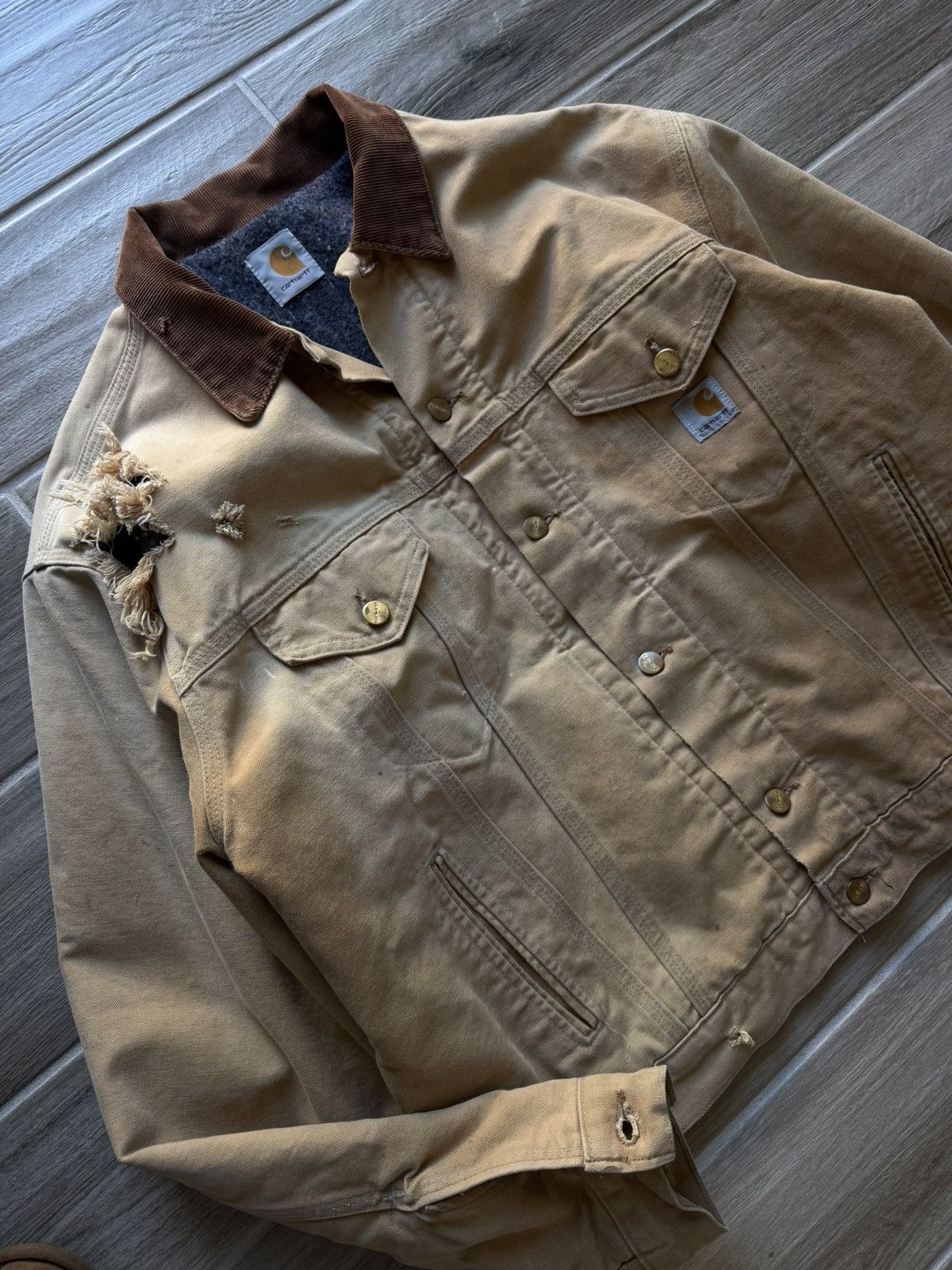 Carhartt Crazy Rare Vintage Distressed Carhartt Button WorkwearJacket Size US L / EU 52-54 / 3 - 7 Thumbnail