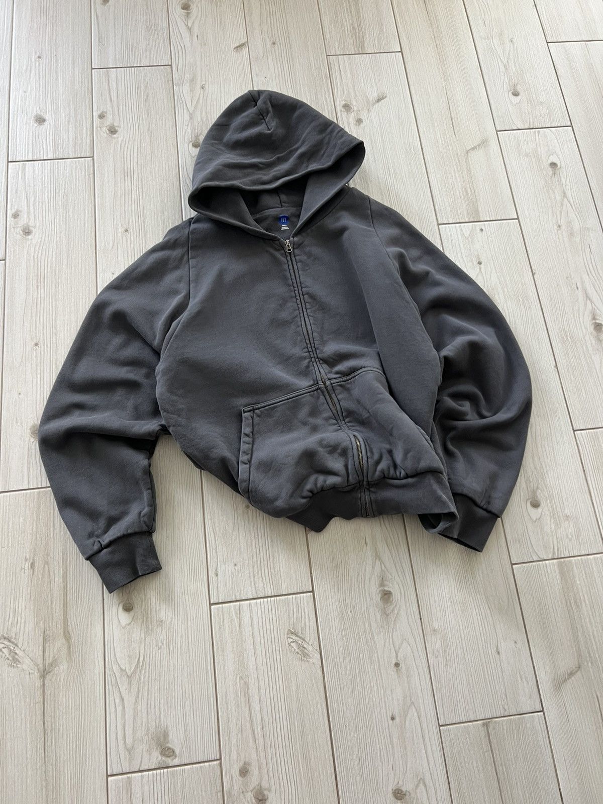 Gap Yeezy Gap Zip Hoodie Gray Size Small Size US S / EU 44-46 / 1 - 14 Thumbnail