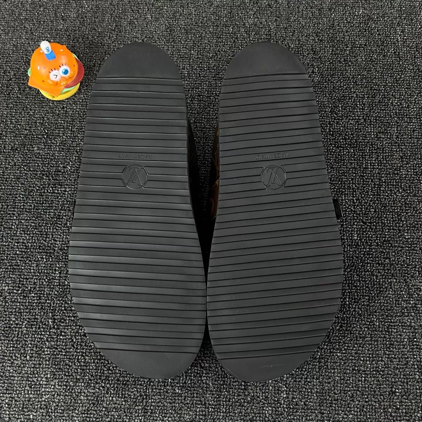 Louis Vuitton LOUIS VUITTON Monogram Slippers 39 Size US 8.5 / IT 38.5 - 6 Thumbnail