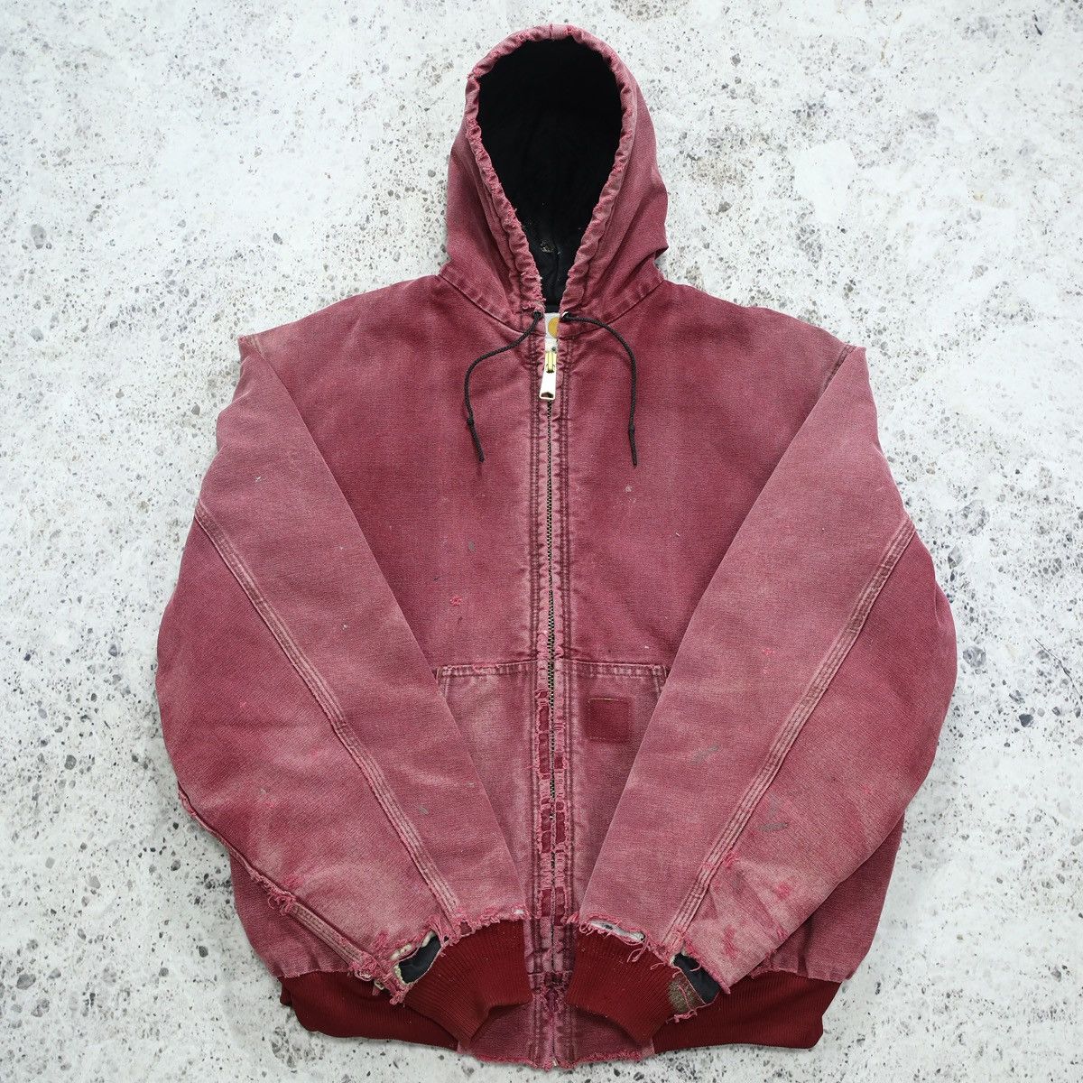 Carhartt THRASHED Vintage Carhartt J68 CRI Crimson Faded Red Jacket Size US XL / EU 56 / 4 - 4 Thumbnail