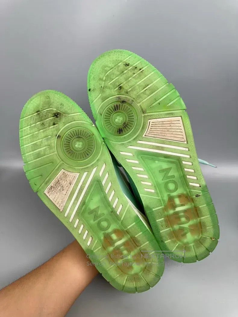 Louis Vuitton Louis Vuitton Christmas Limited White and Green Trainer Ca Size US 7 / EU 40 - 9 Thumbnail