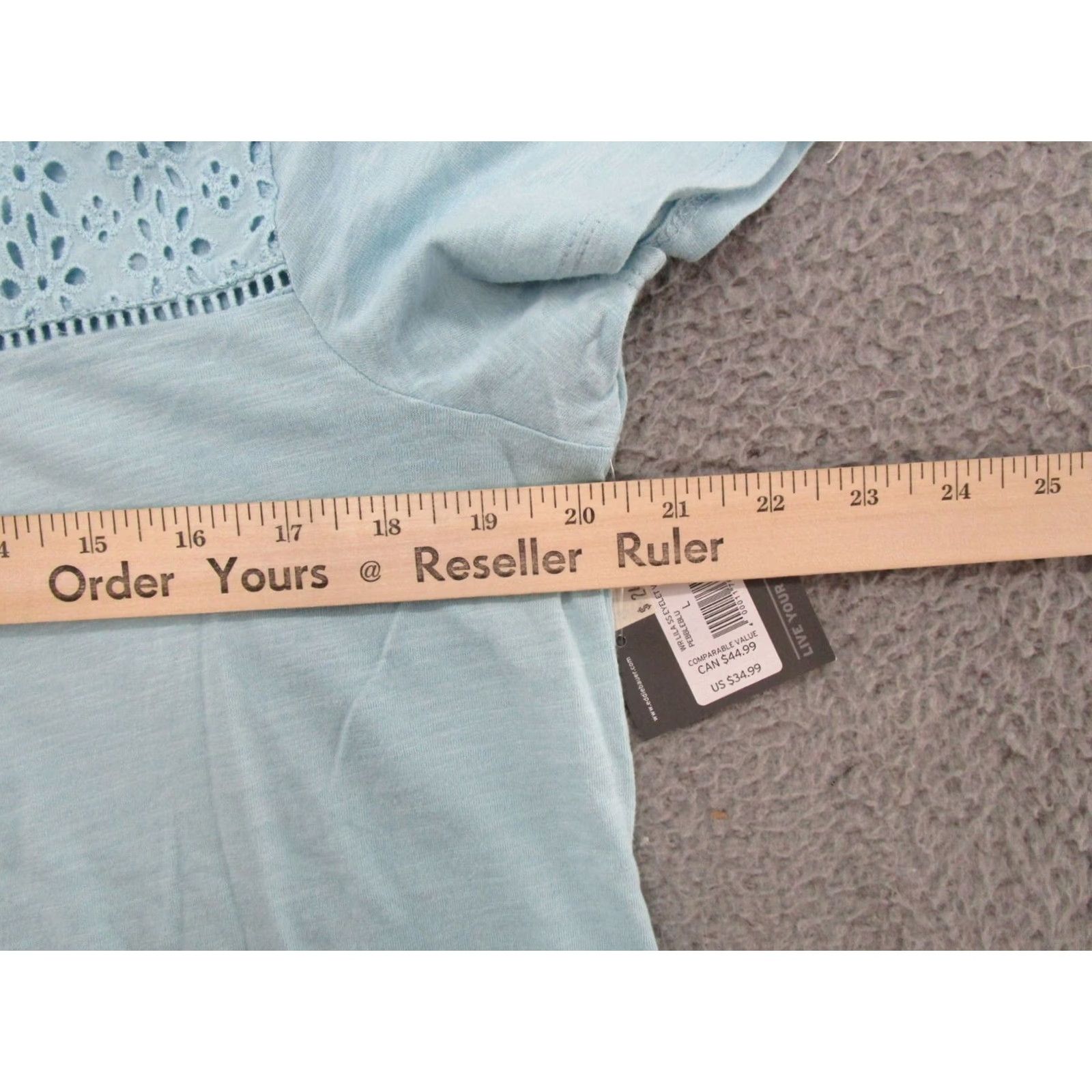 Eddie Bauer Eddie Bauer Women's V-Neck Eyelet Blue T-Shirt Size L 100% Cotton NEW Size L / US 10 / IT 46 - 6 Thumbnail