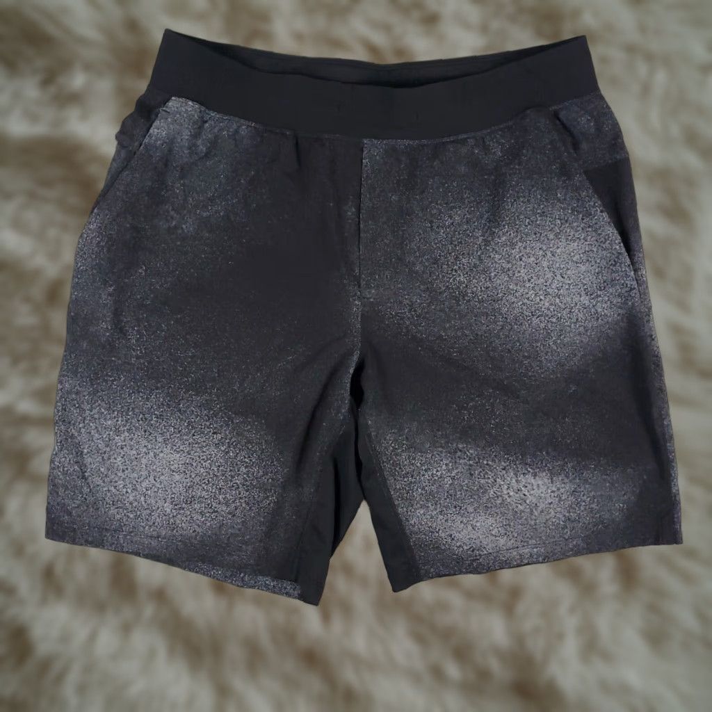 Lululemon LULULEMON Shorts Mens XL Gray Camouflage Active Stretch Running Size US 36 / EU 52 - 1 Thumbnail