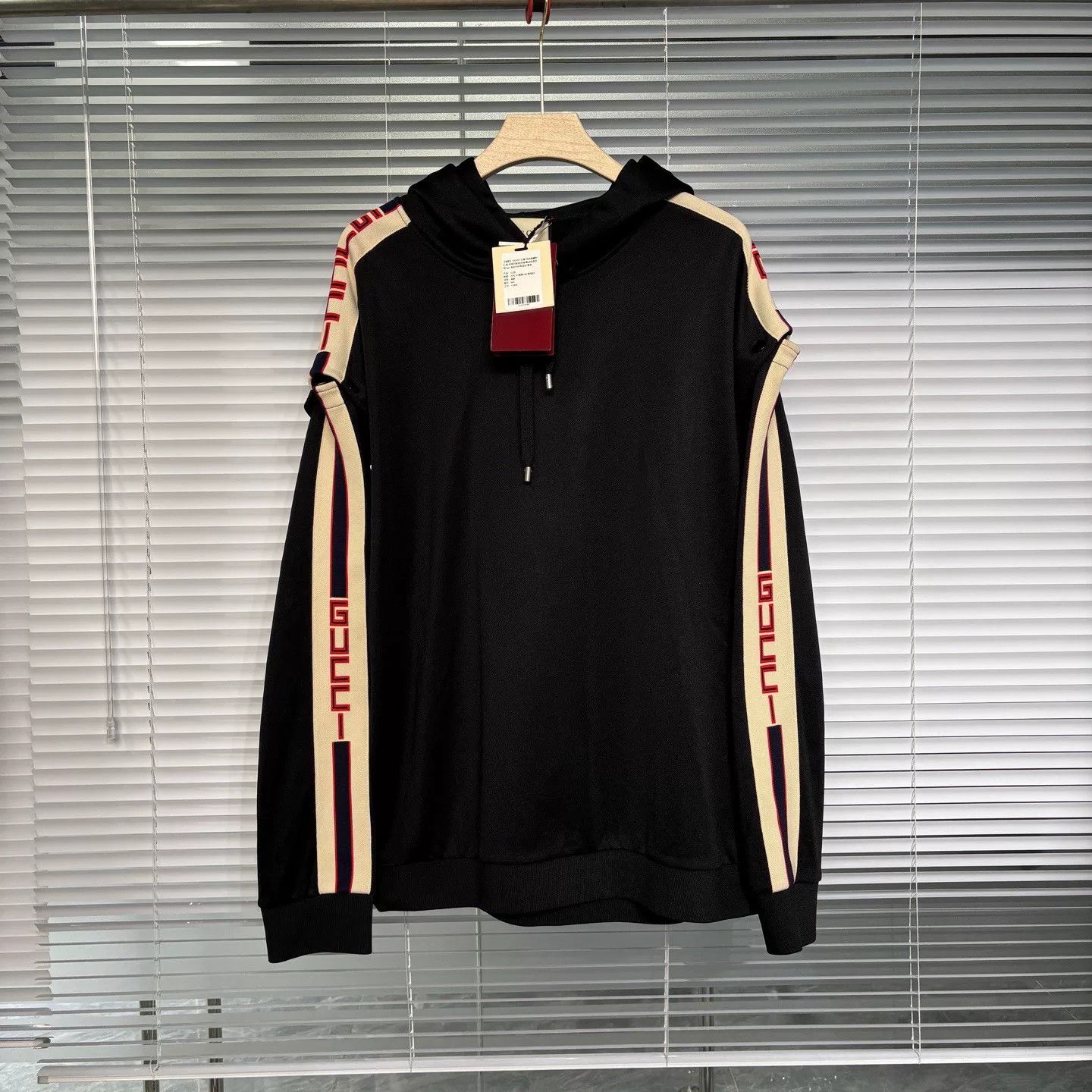 Gucci Gucci Detachable Sleeve Logo Hoodie XL Size US XL / EU 56 / 4 - 1 Thumbnail