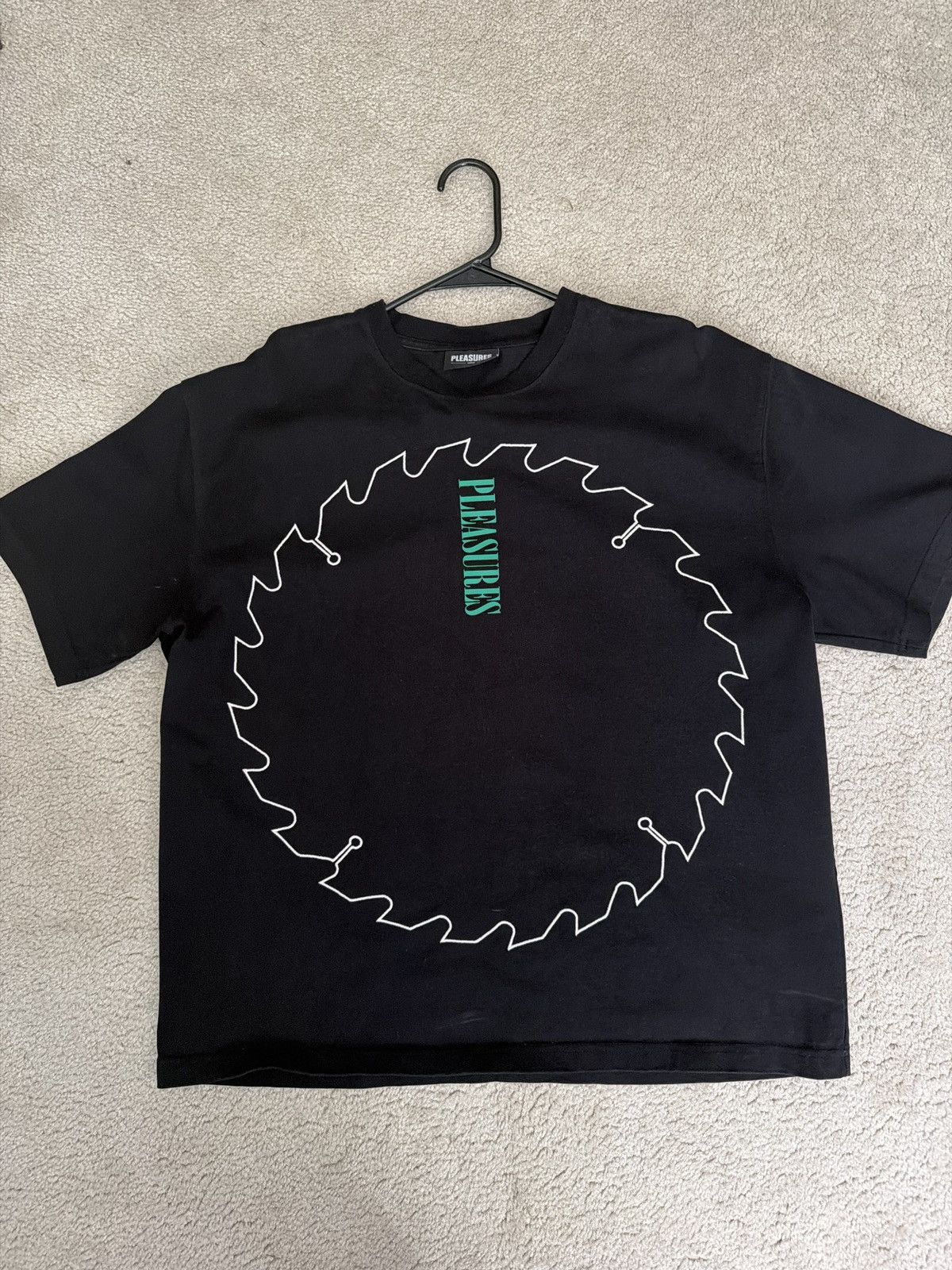 Pleasures pleasure saw heavyweight tee Size US L / EU 52-54 / 3 - 1 Thumbnail